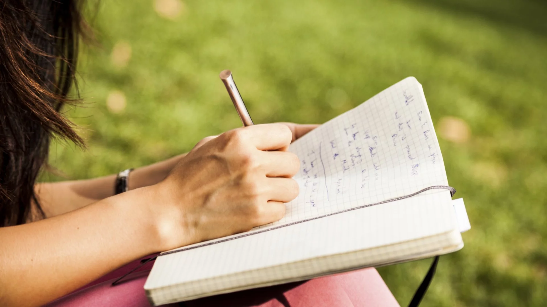 Сметката без кръчмар не излиза, а утре Овен, Козирог + още 2 зодии ще я правят на коляно