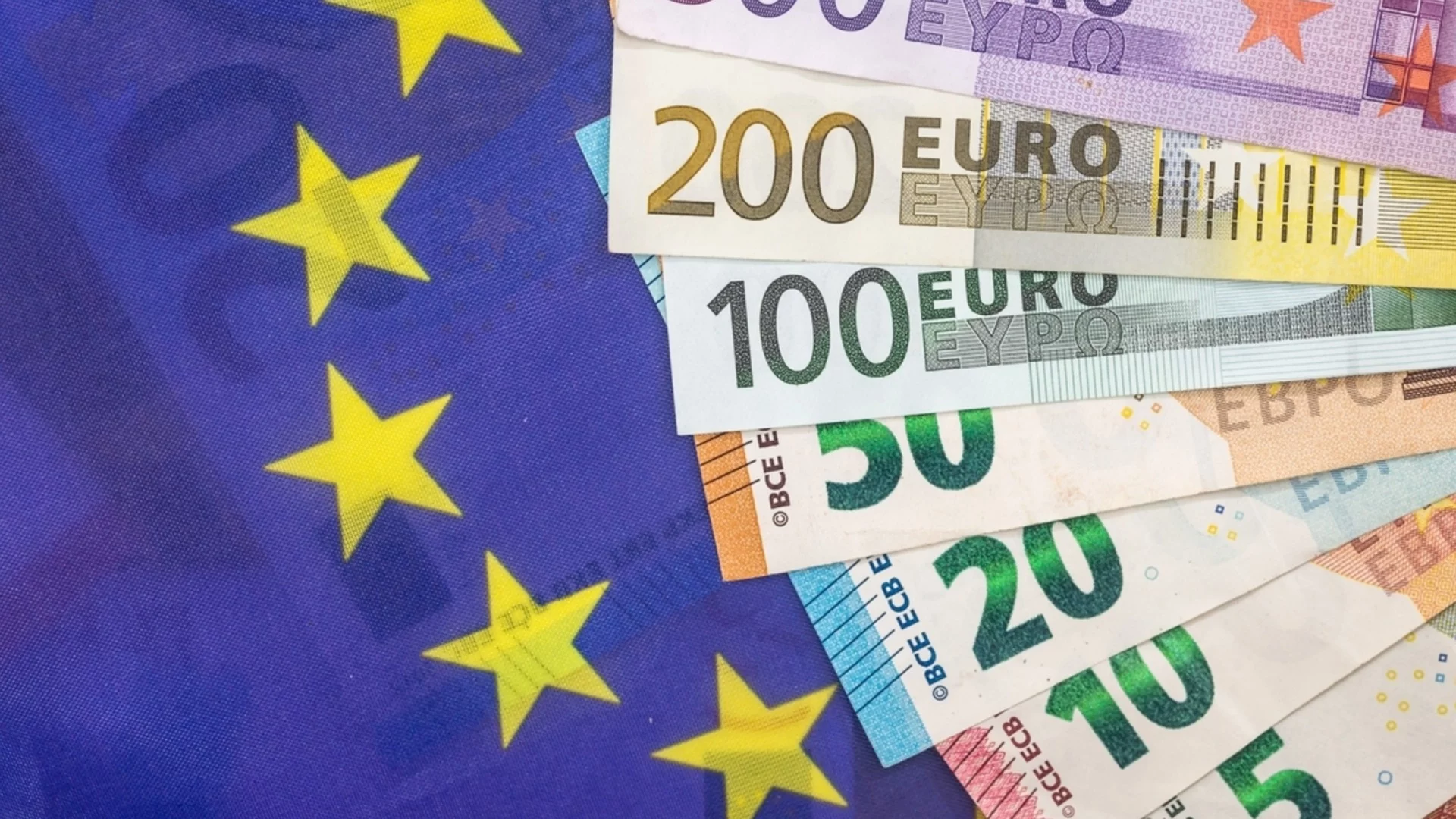 90-те милиарда поемат към Украйна: ЕС премахна и последната пречка за заема 