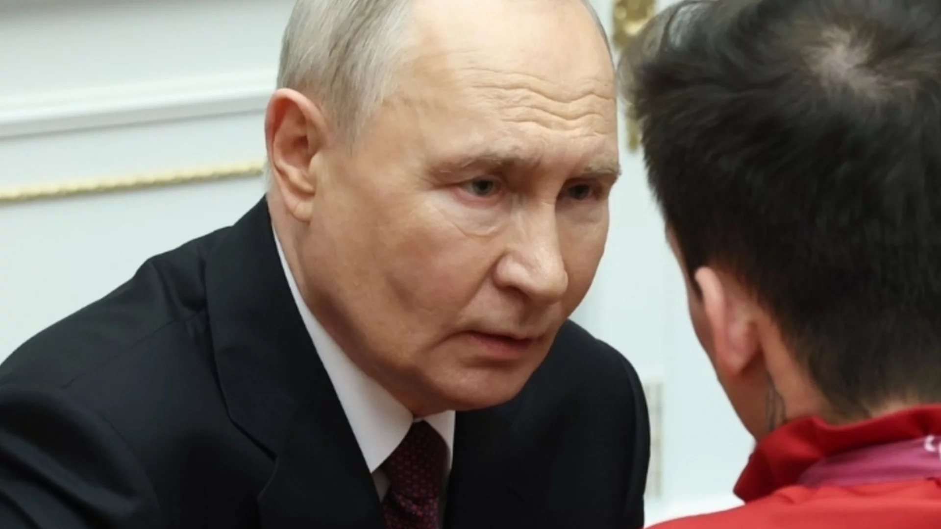 Путин е готов да се срещне със Зеленски, но в Москва