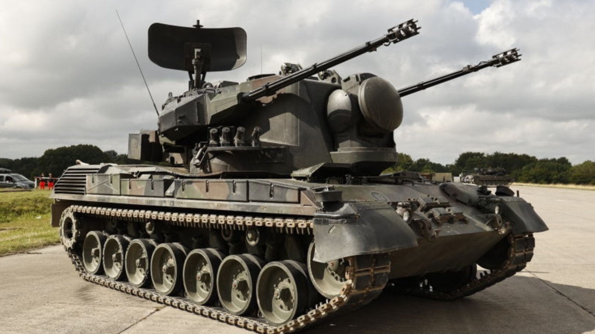 Белгия праща танкове 