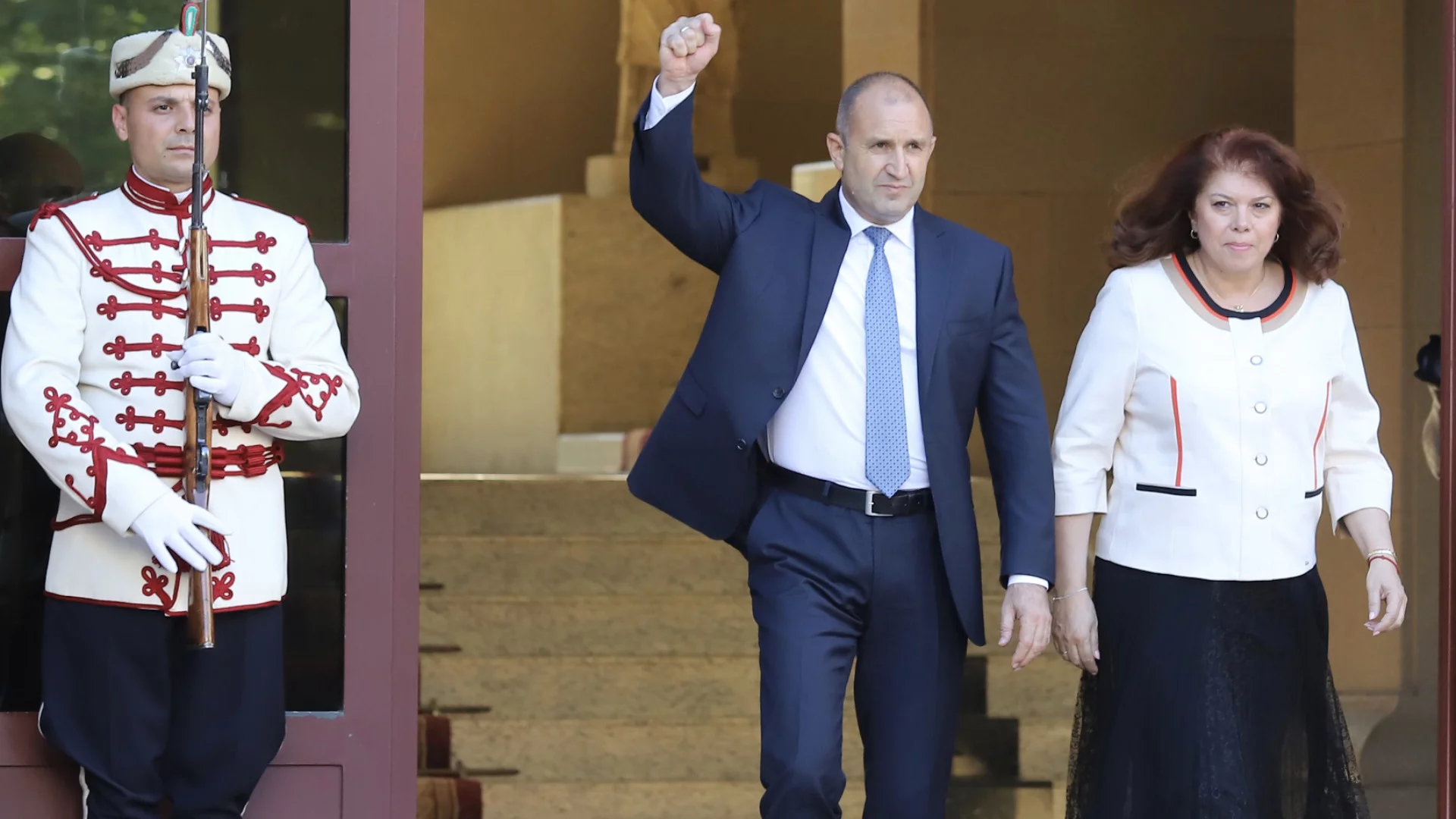 Властта на Радев няма да бъде пазена от прокуратурата - каква е гаранцията? Няма нужда, твърди Иван Демерджиев