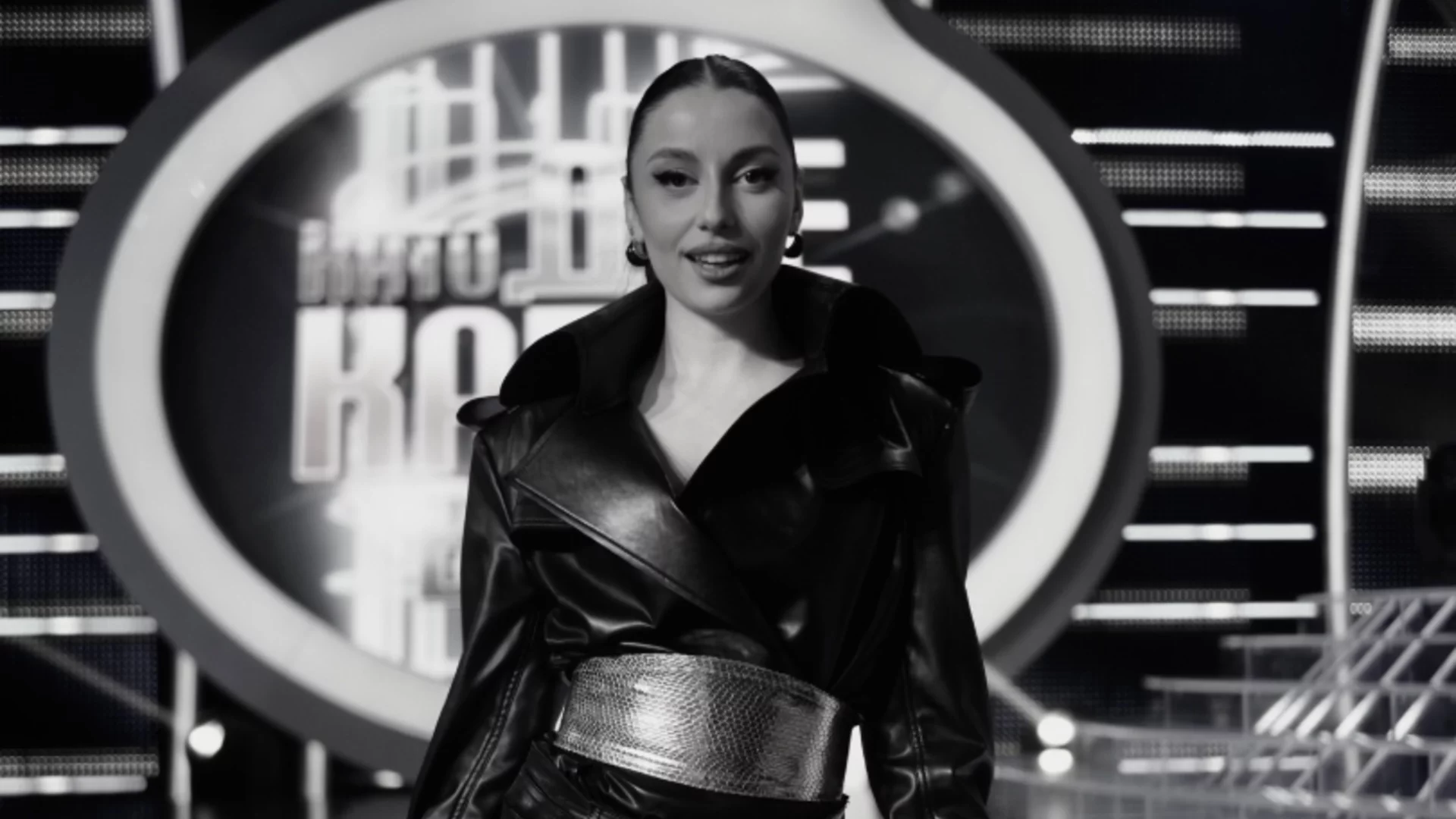 Откривам себе си във всички участници в "Като две капки вода": Михаела Маринова като ментор (ВИДЕО)