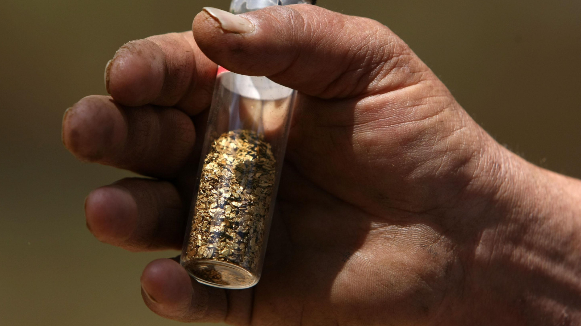 Добив на злато в Източните Родопи предизвиква отпор: Страх от замърсяване и че емблематична река ще пресъхне