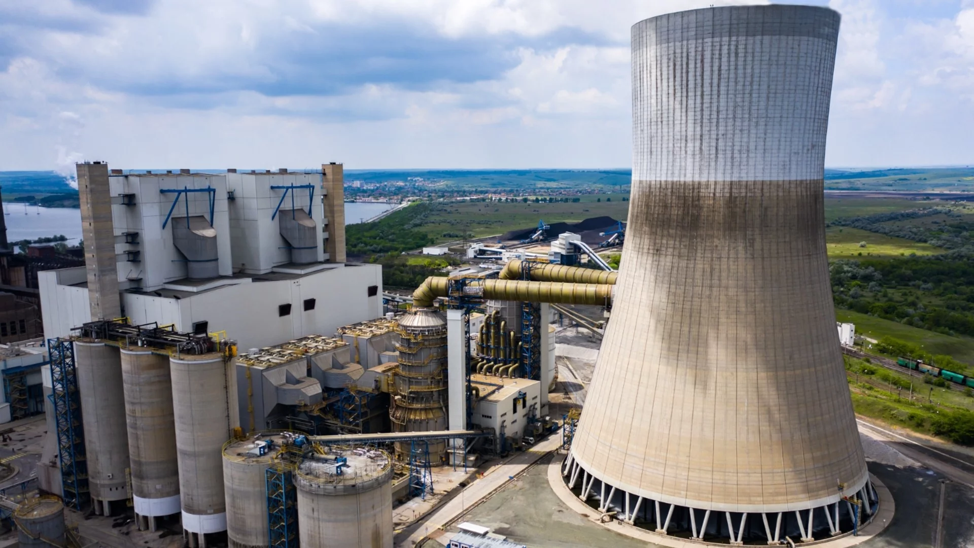 "Ново погребение в българската енергетика": Най-модерната ни ТЕЦ е пред закриване, твърди експерт