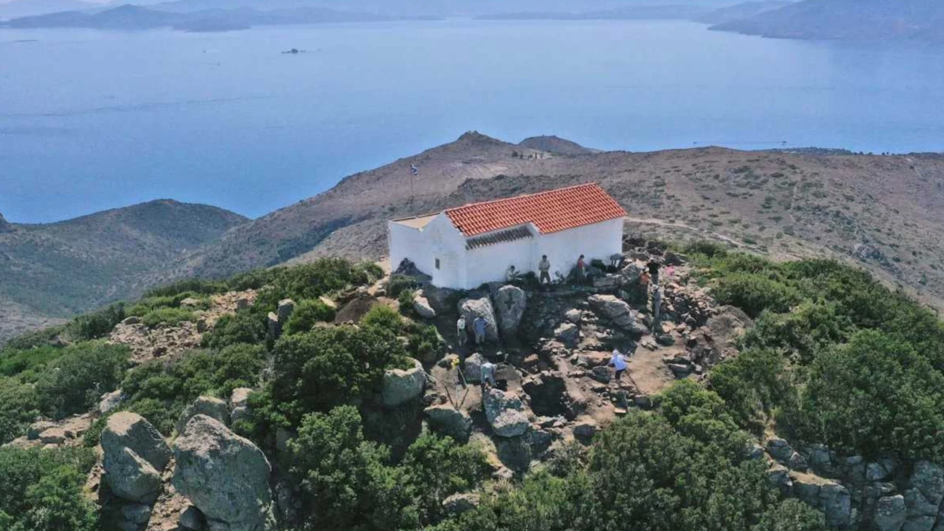  Археолози откриха 3500-годишни съкровища на гръцкия остров Егина