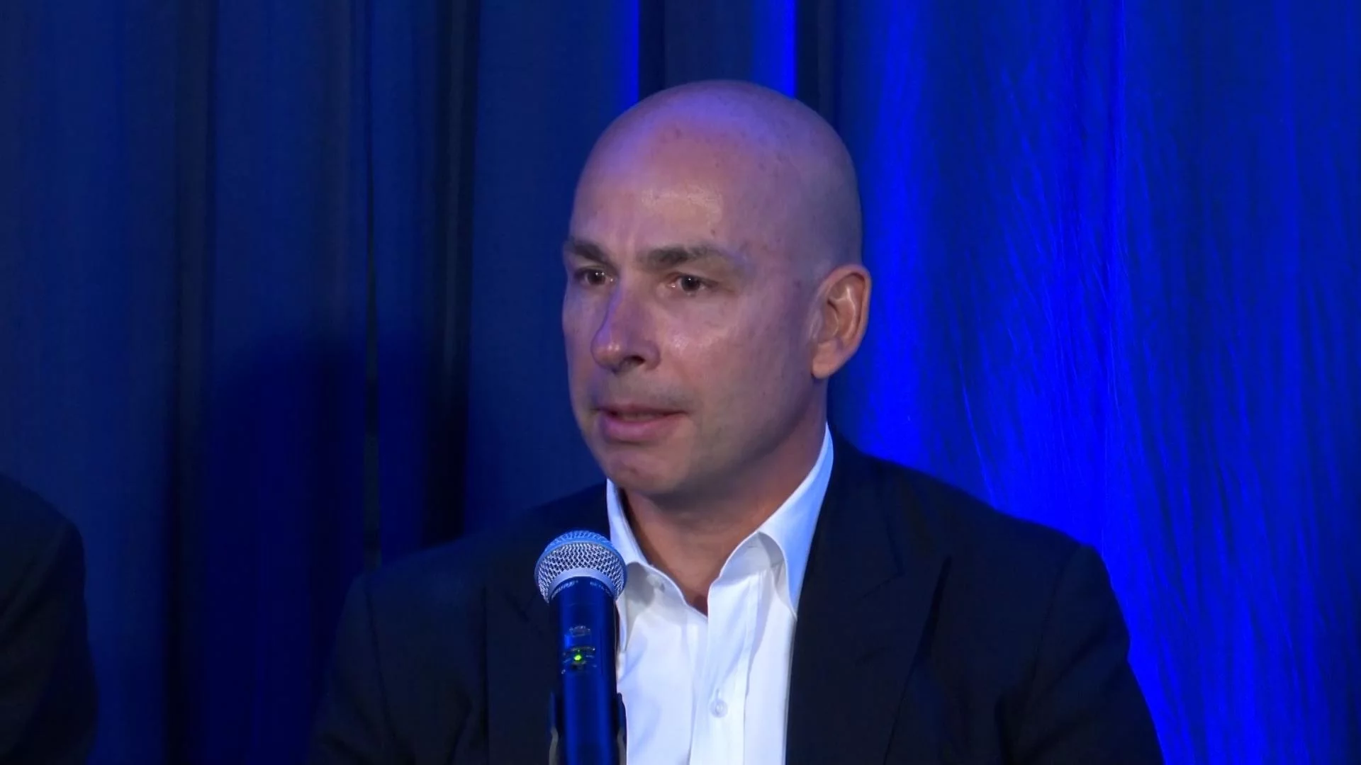 Кой е Атанас Бостанджиев - новият собственик на "Левски"?