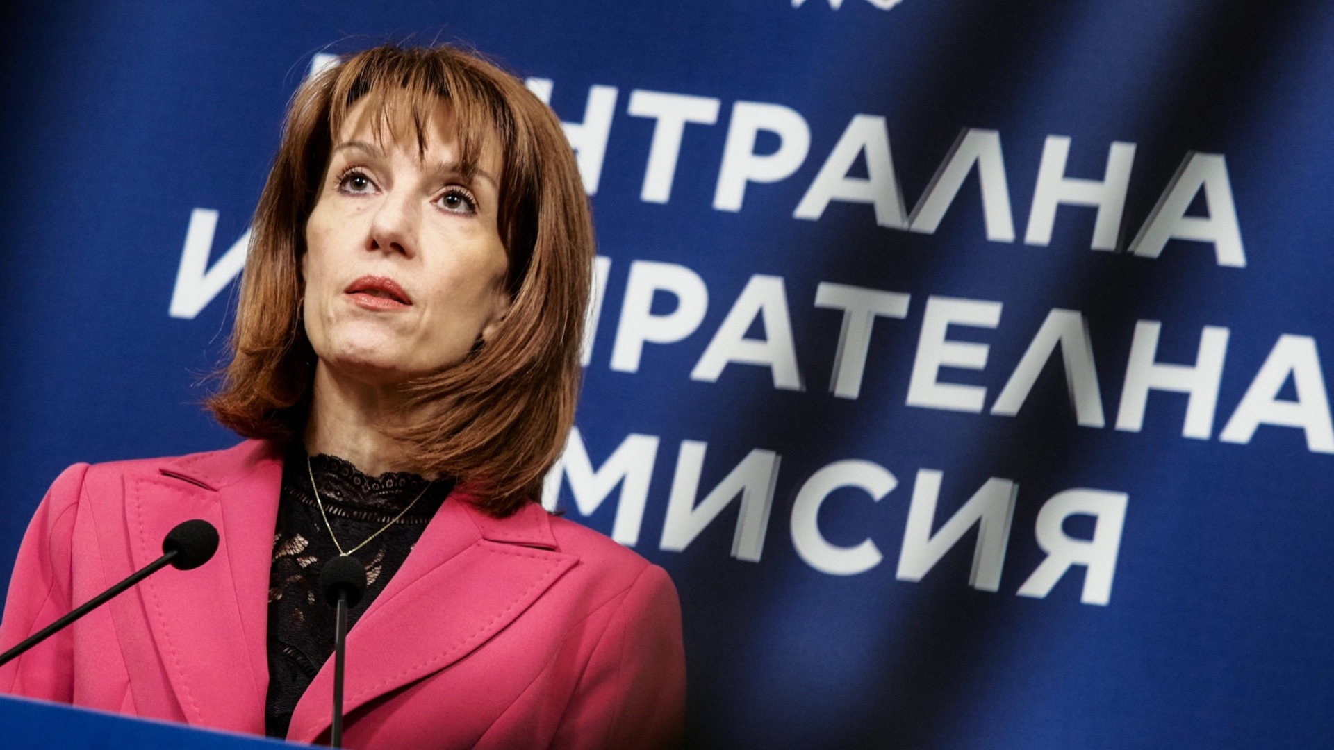 Изборите минаха спокойно, над 50% избирателна активност и неяснота в 