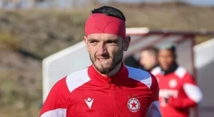 Секунда невнимание и пълен срив! Лидерът на ЦСКА се провали срещу Левски (ВИДЕО)