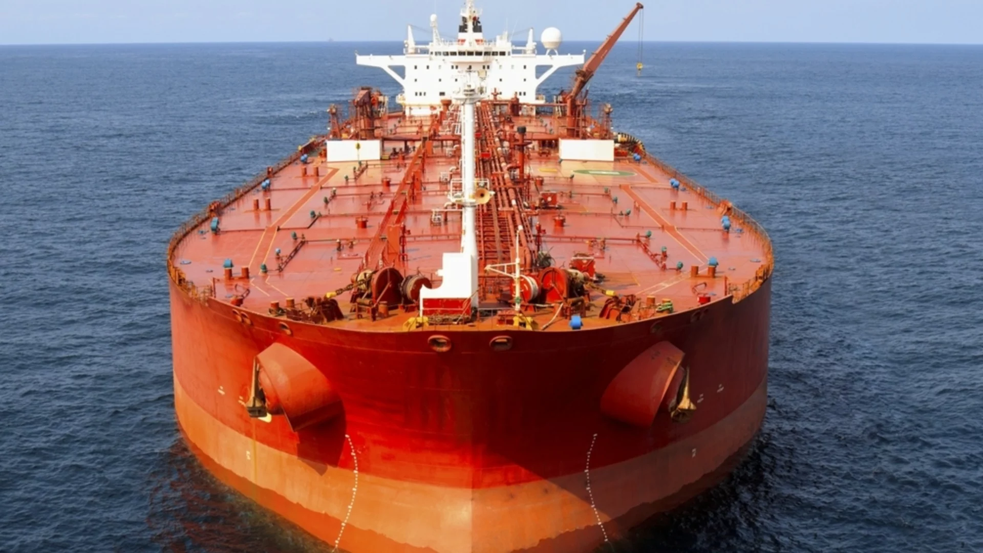 САЩ няма да подновяват облекченията за руски и ирански петрол