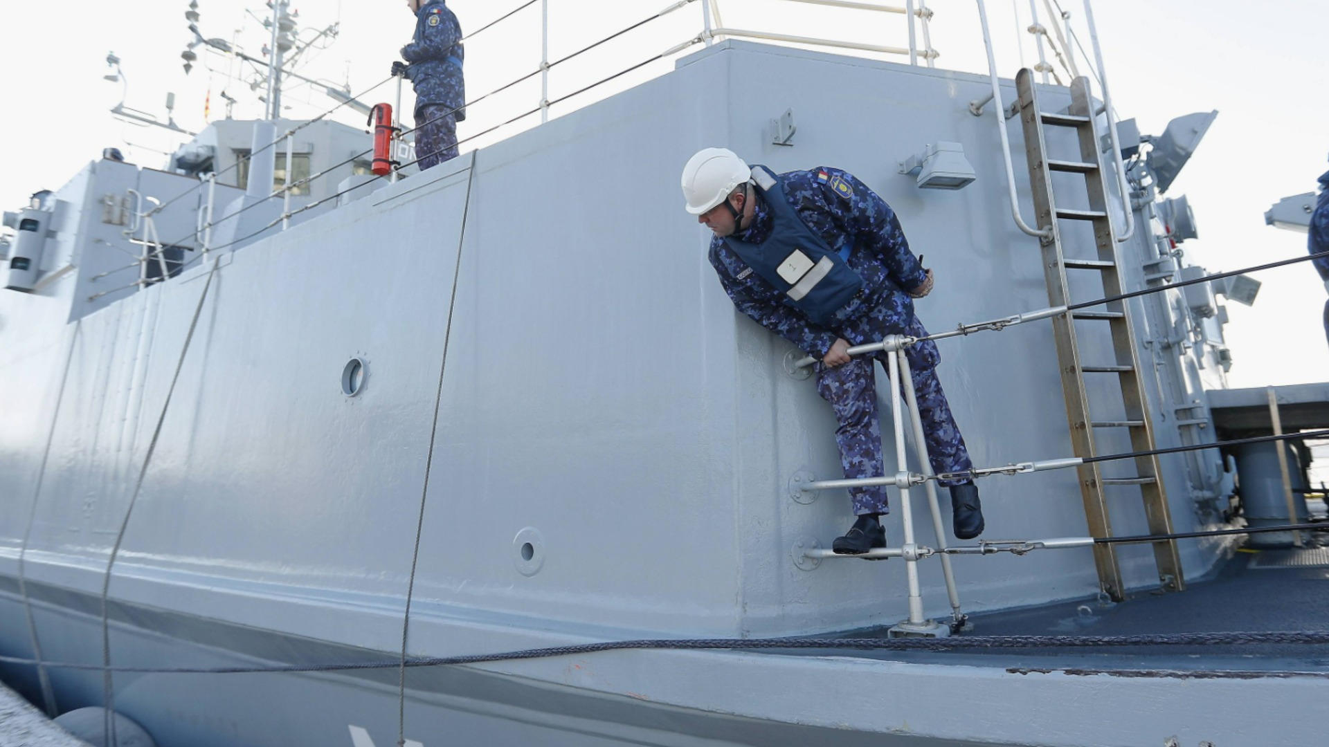 Германия праща миночистач за Ормузкия проток