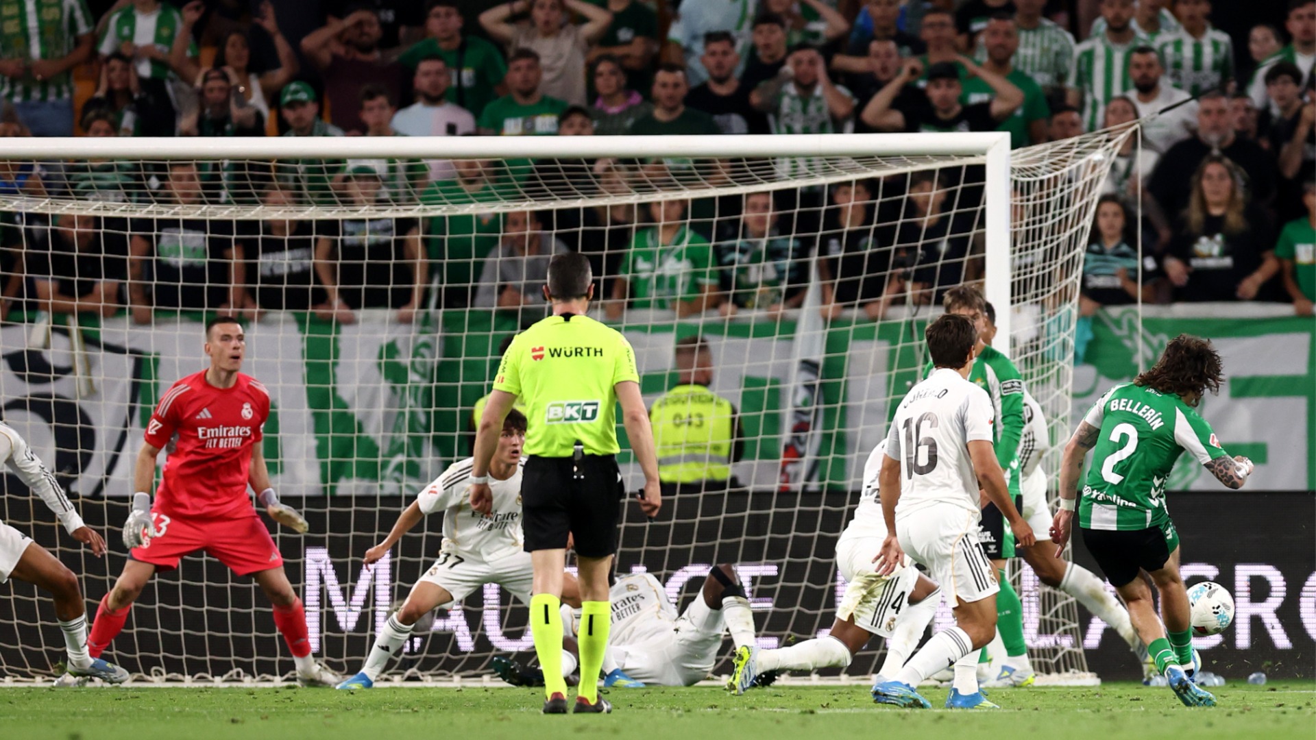 Реал Мадрид пак катастрофира! Гол в последните секунди стъжни 