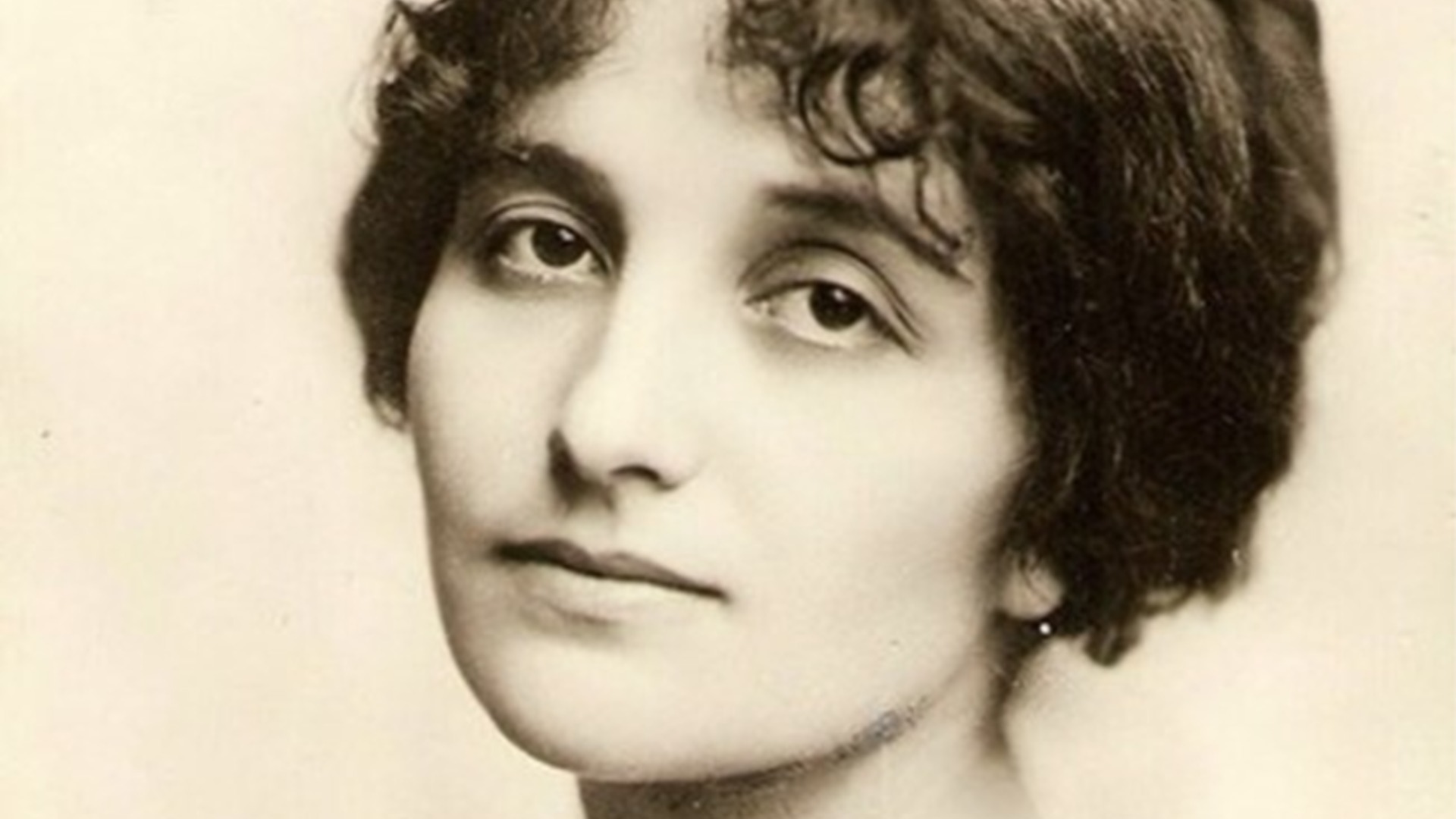 Стихотворение на деня, 26 април, от Дора Габе