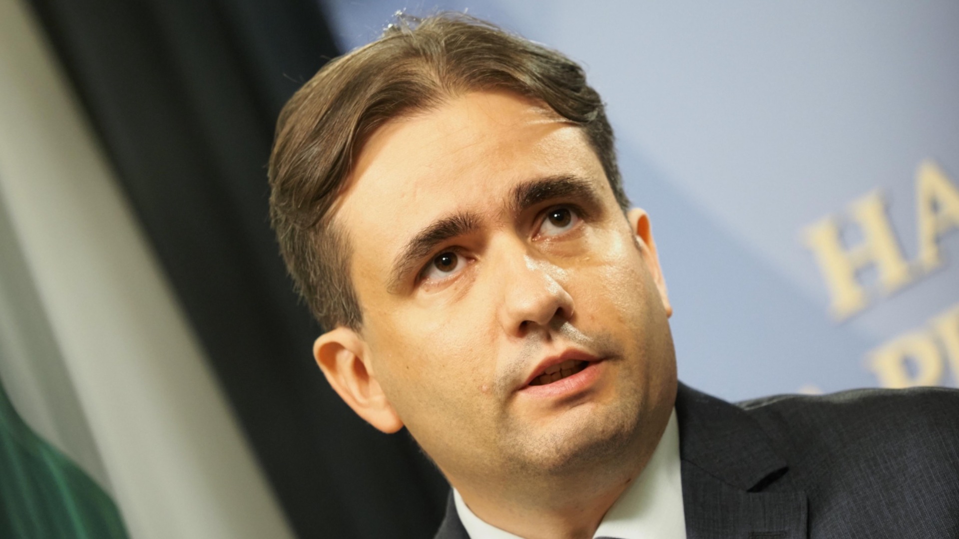 Триъгълникът Пеевски-Чолаков-Сарафов осигуряваше политическа и наказателна протекция за 