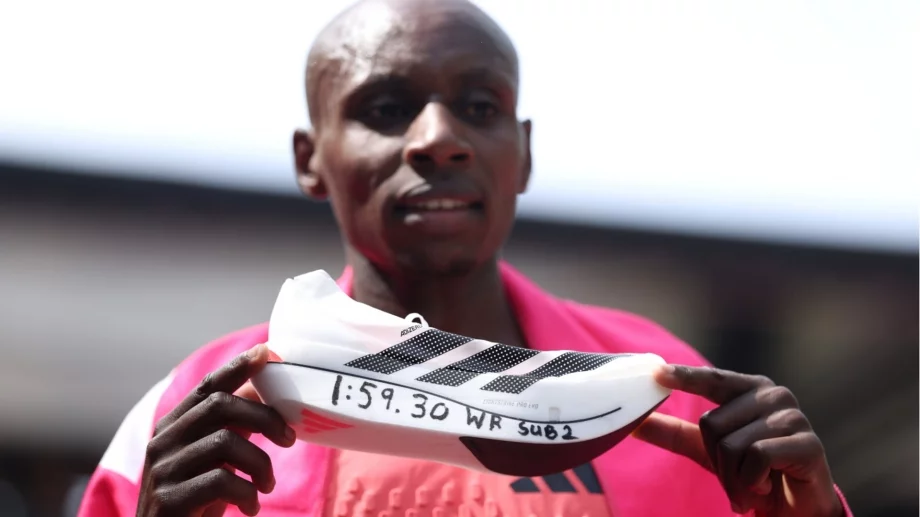 Поставиха уникален световен рекорд, който счупи историческа бариера в леката атлетика