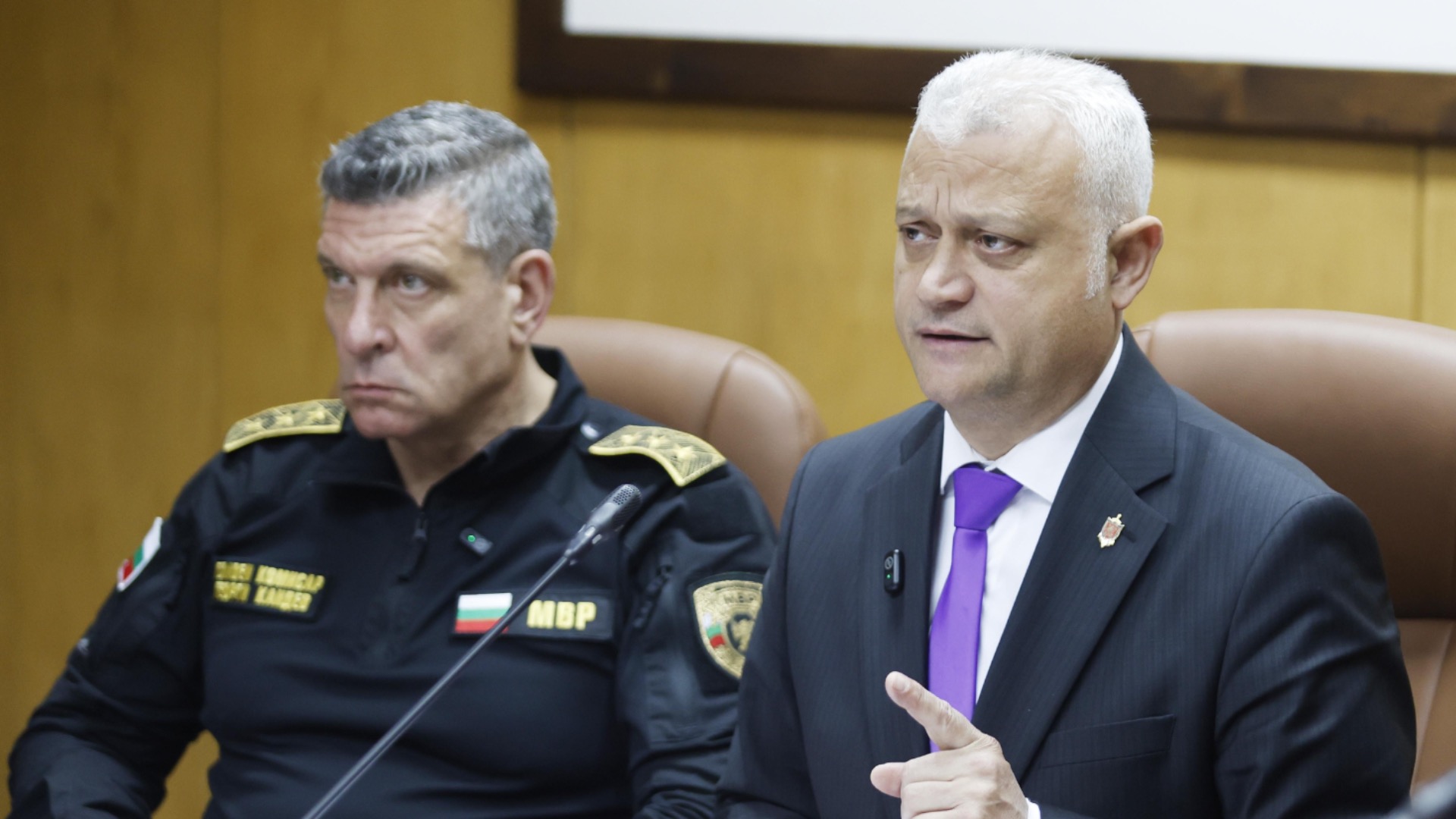 Вътрешният министър: Заплахите срещу Кандев са свързани с бившия главен секретар на МВР Светлозар Лазаров