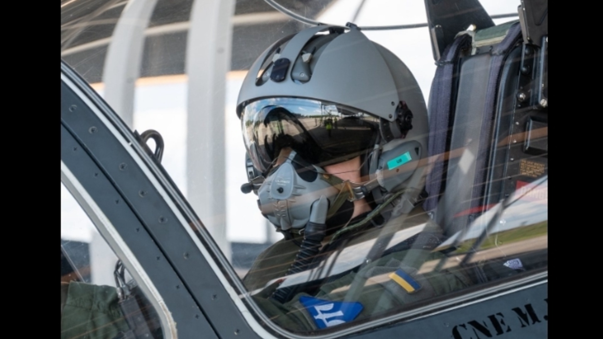 Франция подготвя украински пилоти за бойни мисии с модифицирани изтребители Mirage 2000-5F (СНИМКИ)