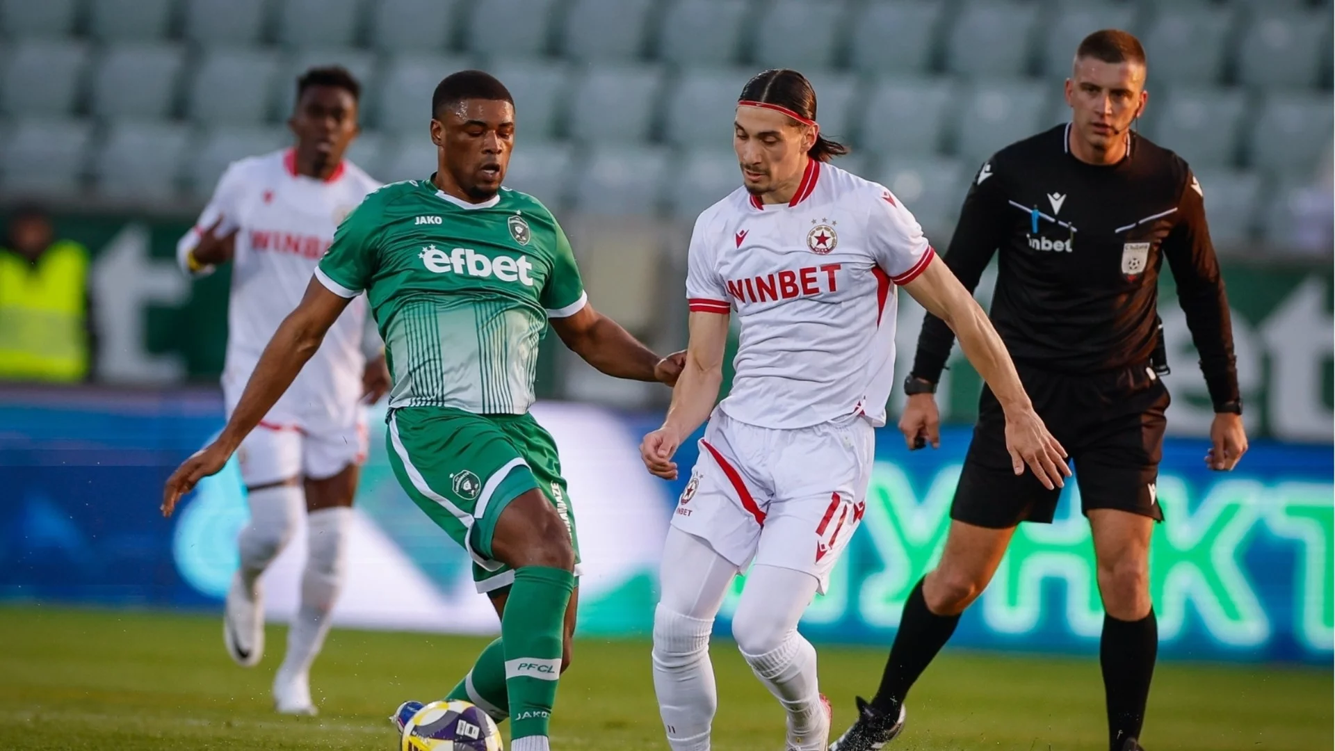 ЦСКА излезе с много остра позиция часове преди мача на сезона с Лудогорец