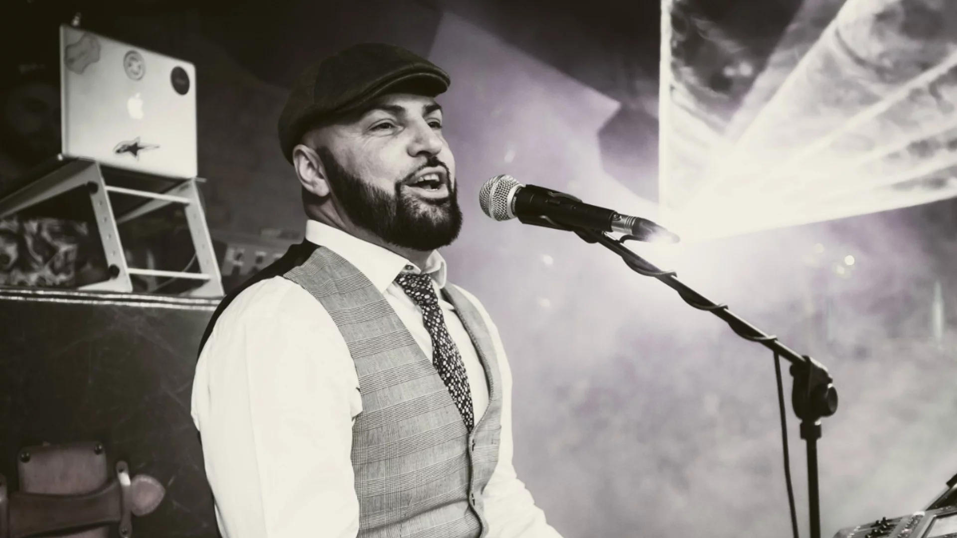 Нося балканския дух в сърцето си: Борис за предизвикателствата в "Като две капки вода"