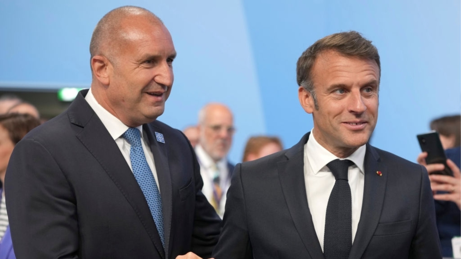 В България и Европа: Икономическата криза става политически кошмар, храна за популисти и крайнодесни