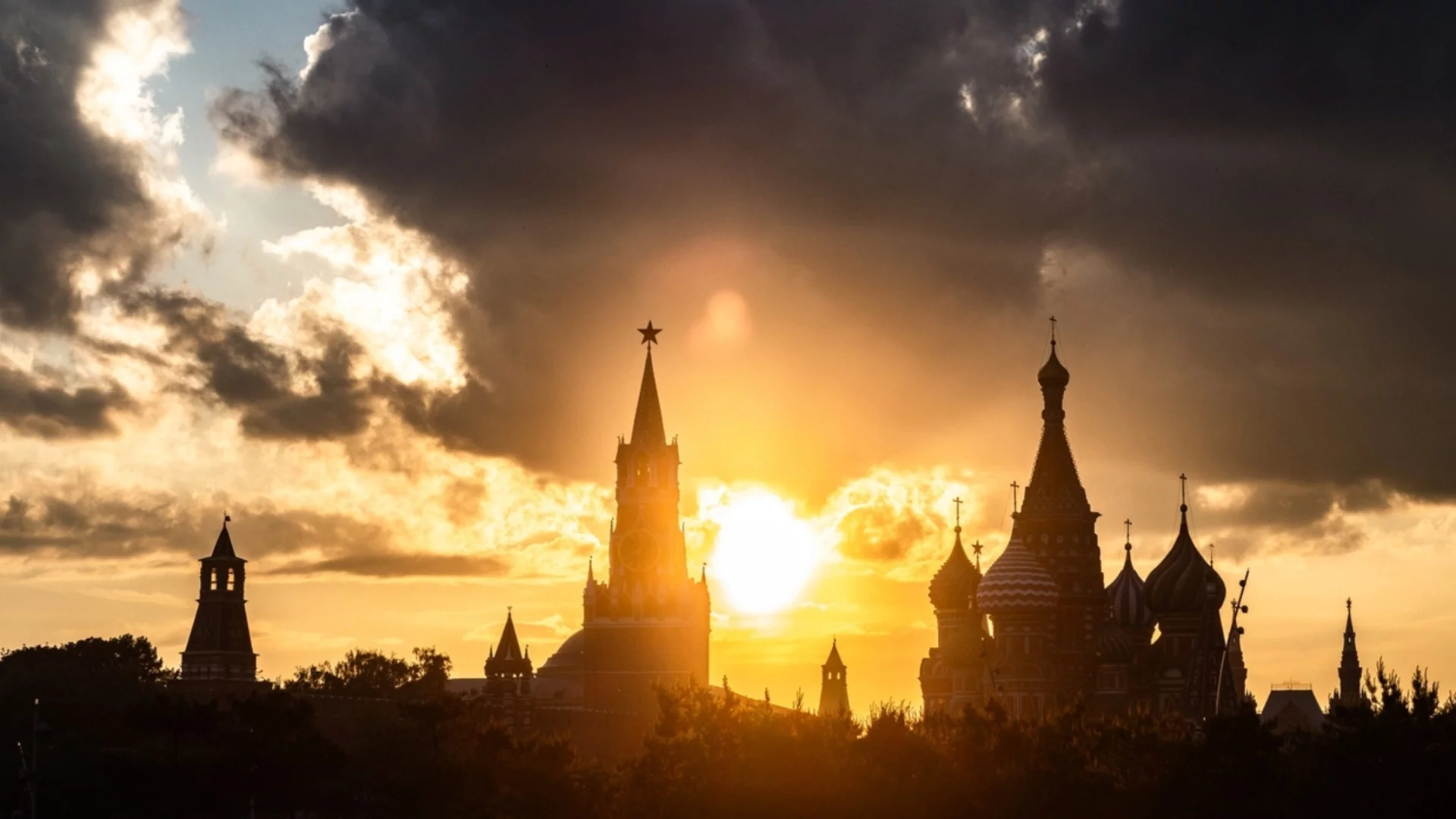 Русия се заяде с Германия заради "тероризъм" в Чечения. Руската армия гони бъдещи войници и в Беларус