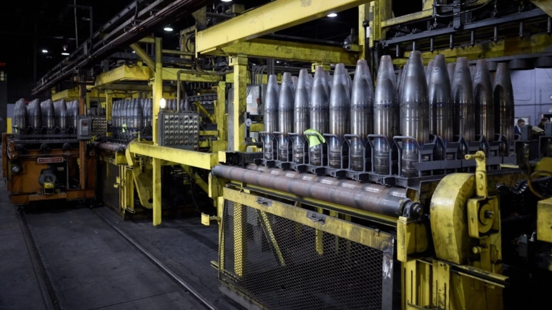 Оръжеен бум: Германия скоро ще е пред САЩ по производство на снаряди