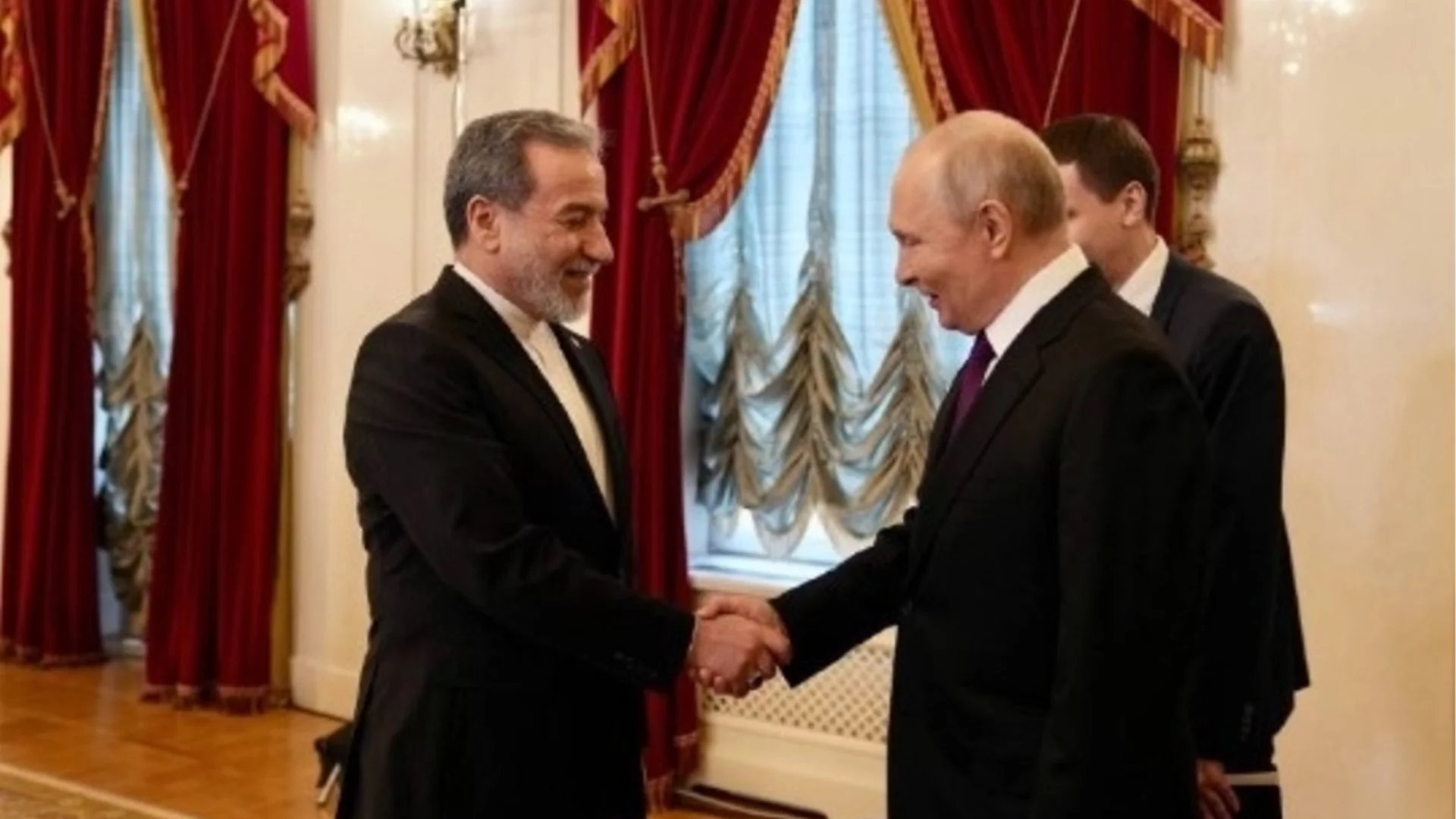 Борите се за суверенитета си, трябва да има мир: Путин го каза, но не на Украйна, а на Иран (ВИДЕО)