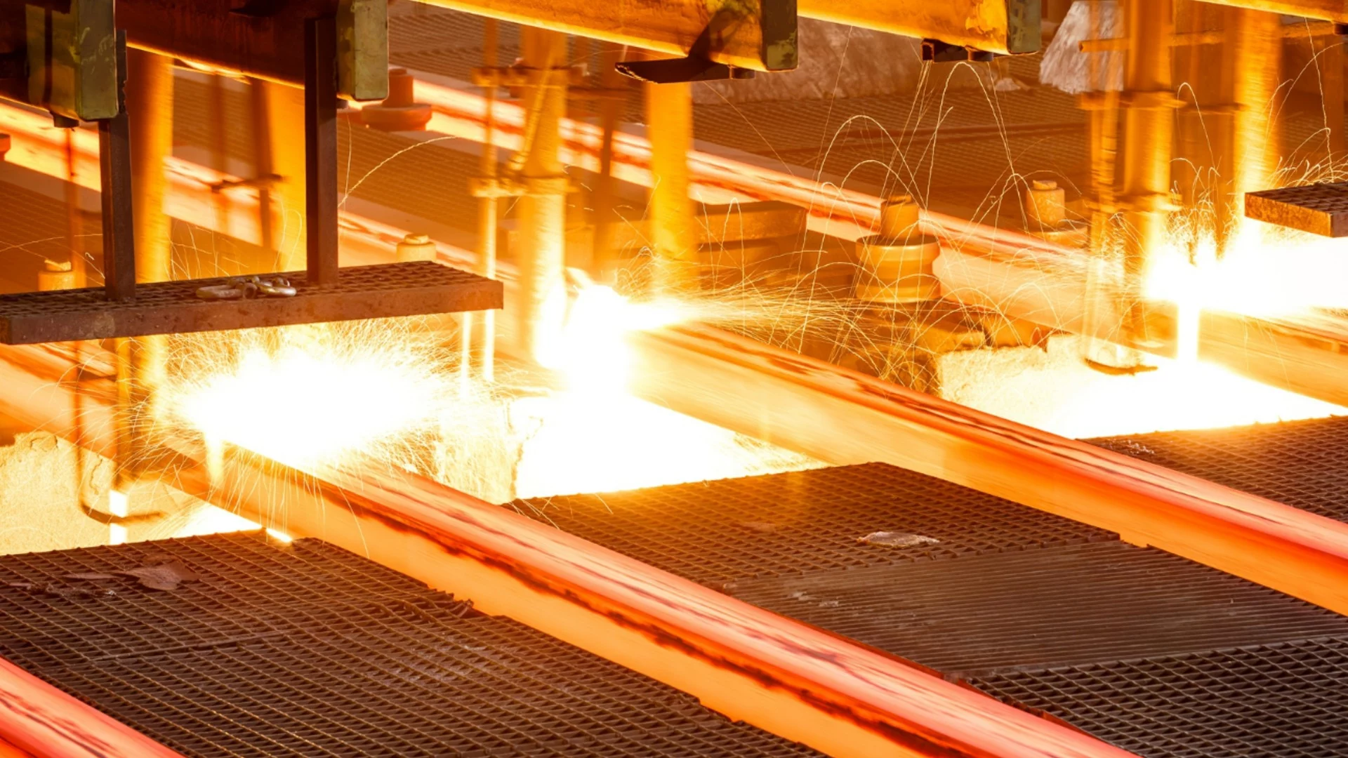 Иран спря износа на някои продукти от стомана