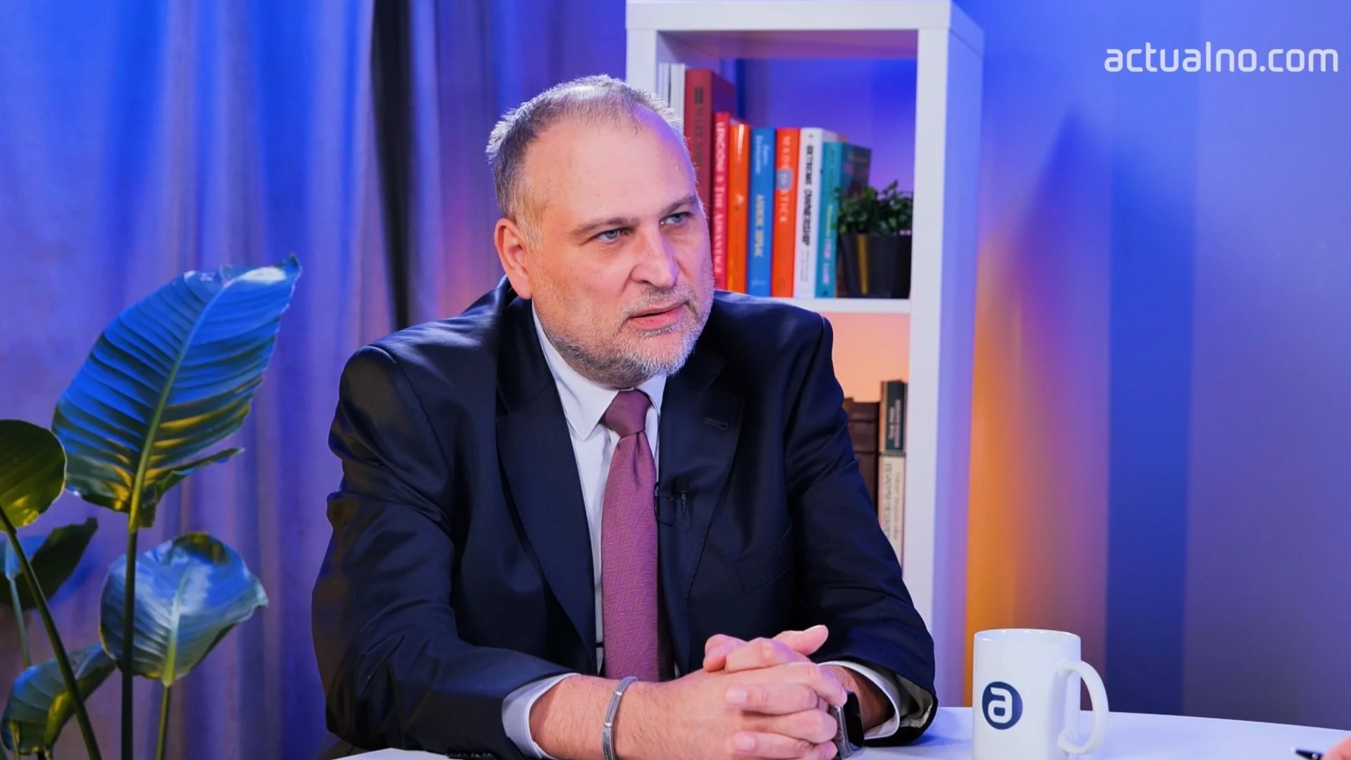 Лев Инс Живот: Когато човекът е в центъра на грижата (ВИДЕО)