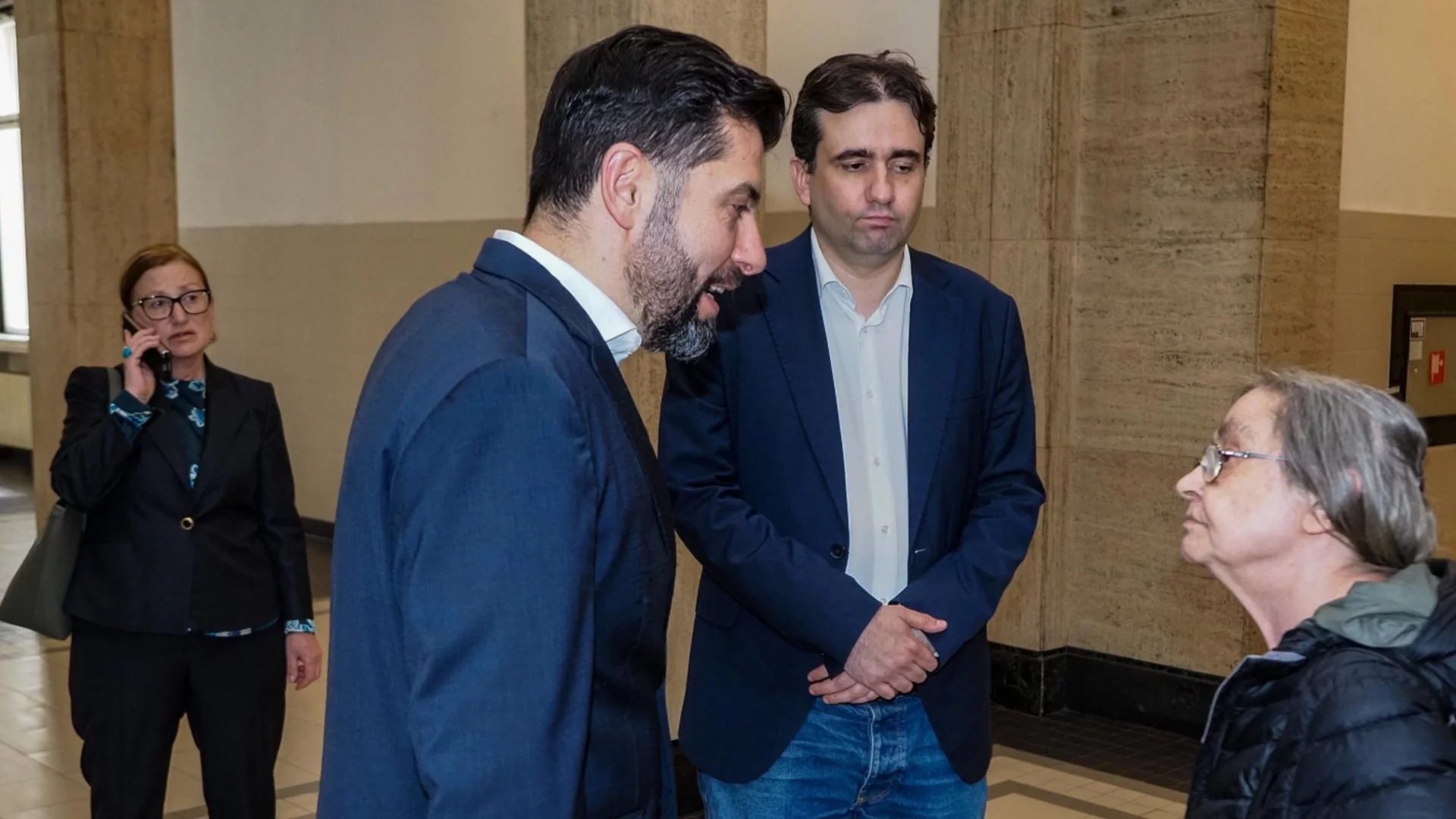 Първа инстанция прекрати делото срещу Петков и Божанов, прокуратурата пак не може да пише обвинения