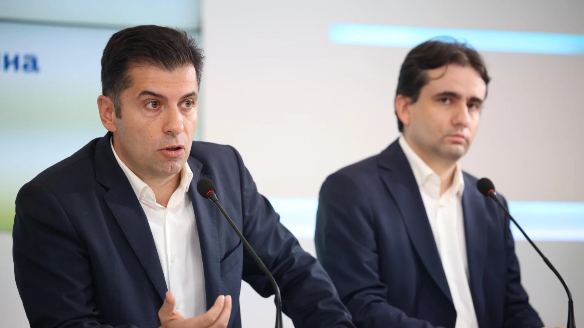 По обвинения в принуда: Кирил Петков и Божидар Божанов се изправят пред съда