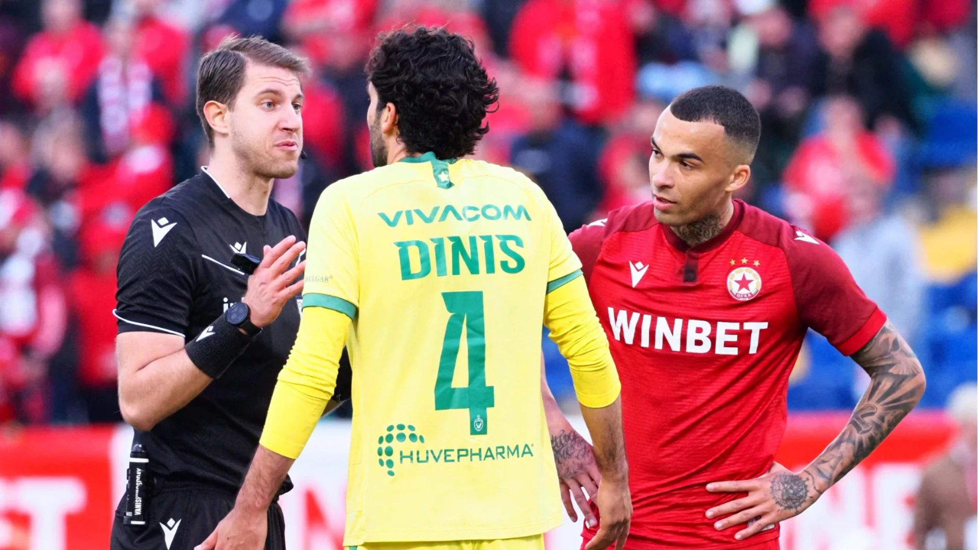 Найденов за съдията на ЦСКА - Лудогорец: Личи си, че е бил в ДЮШ на "орлите" и не са го наложили в мъжете