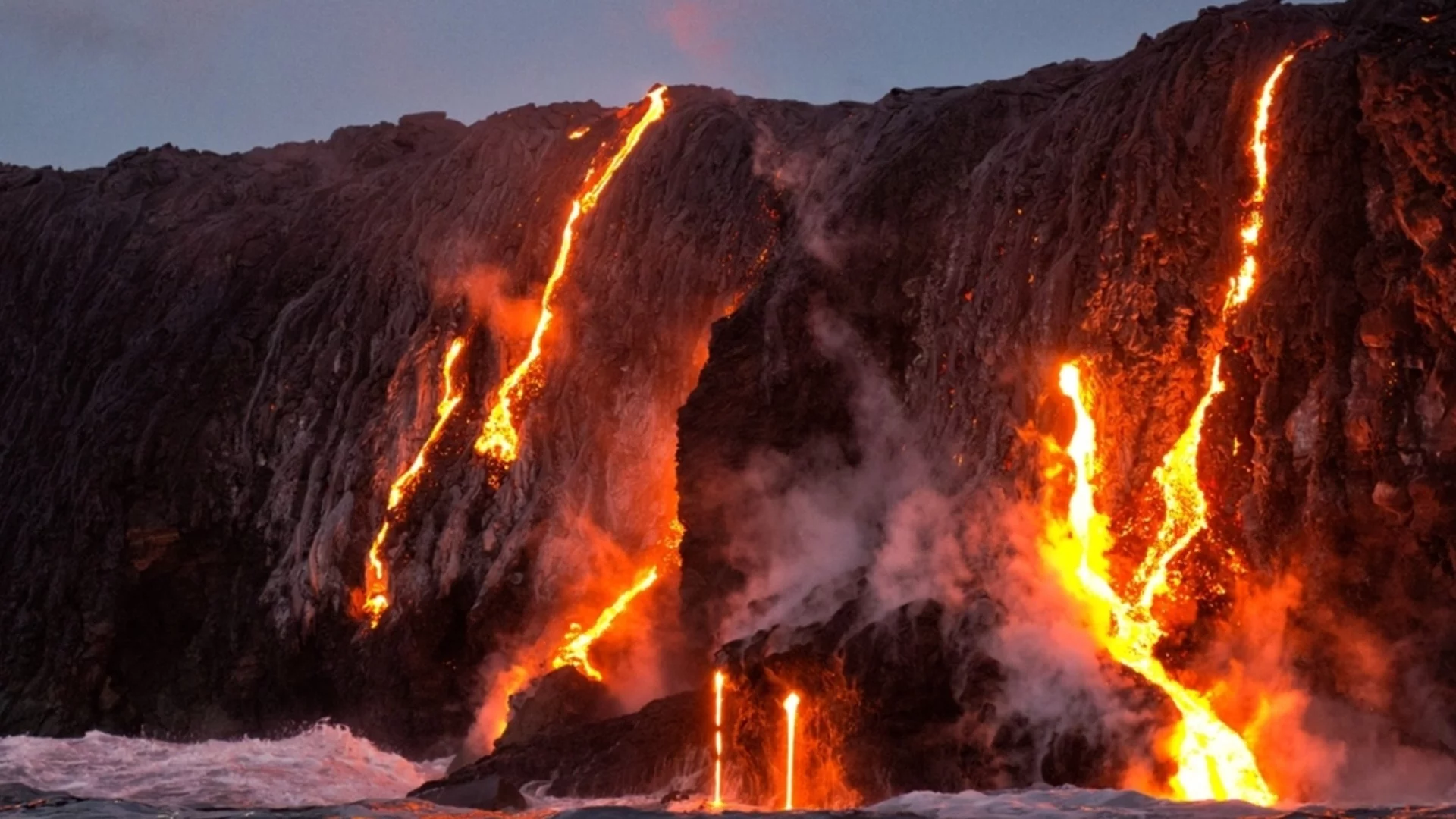 Учени: Земното ядро започна да изхвърля злато във вулкан на Хаваите