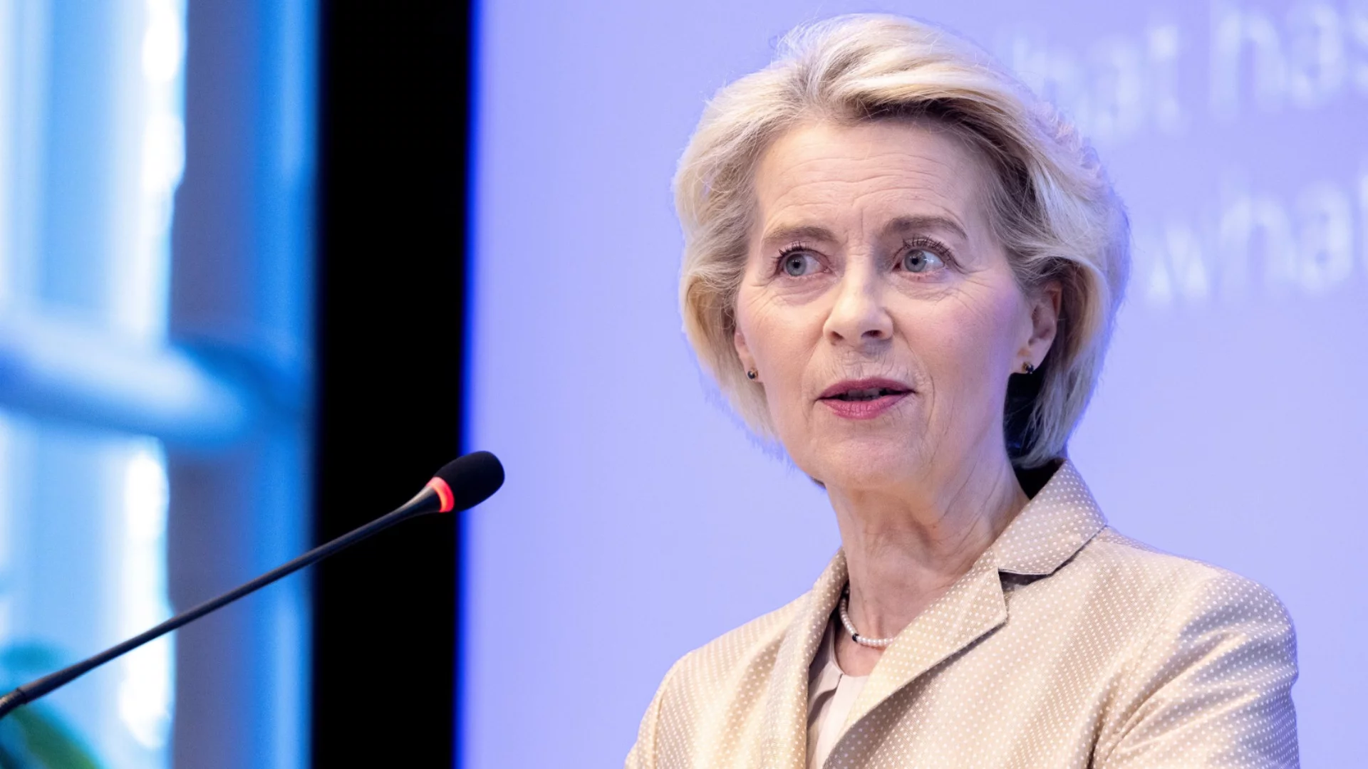 Фон дер Лайен: Санкциите ни така добре работят, че Путин спусна "дигитална Желязна завеса" над руснаците (ВИДЕО)