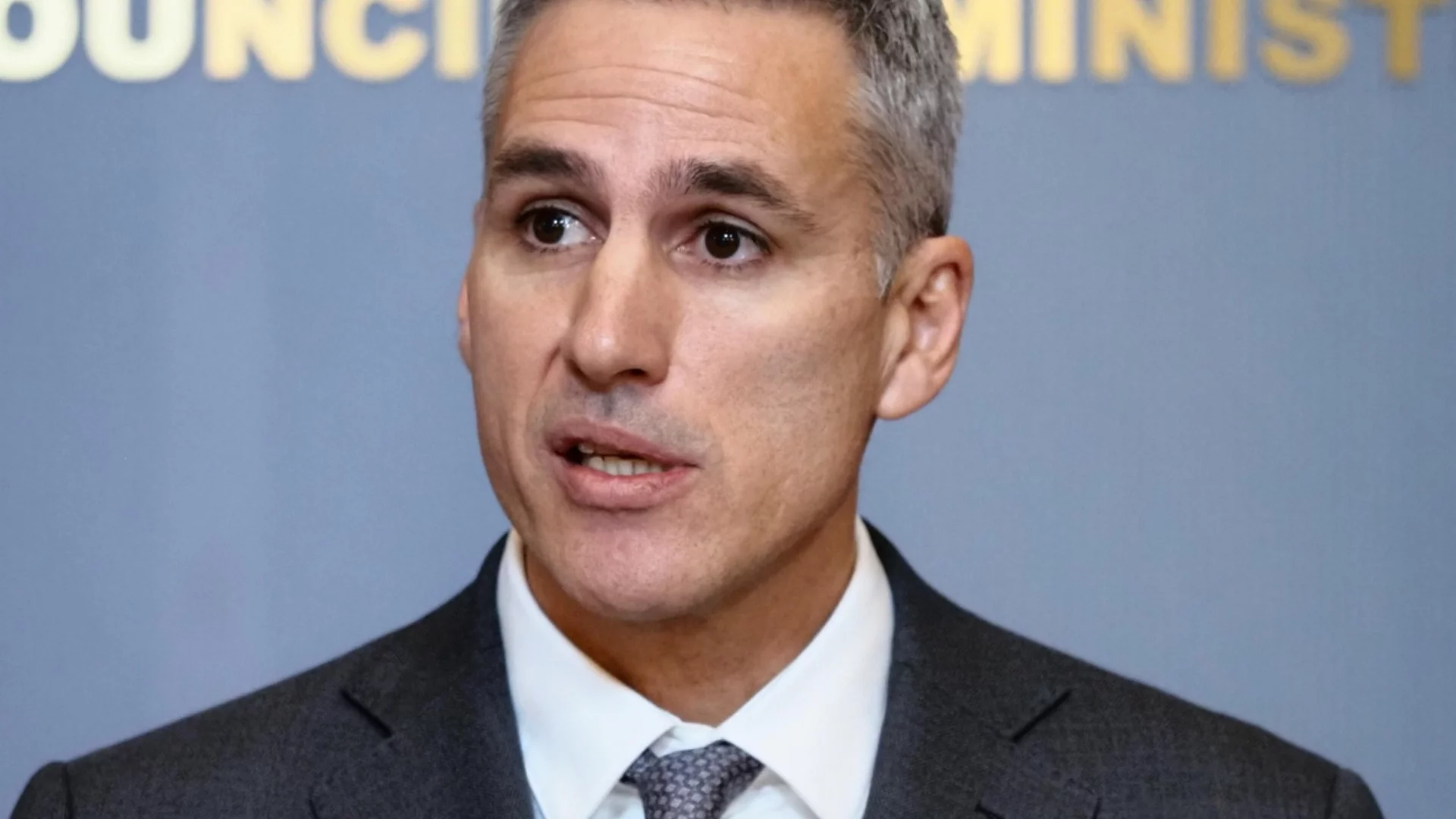 Гюров: Очакваме новите управляващи да не се огънат (ВИДЕО)