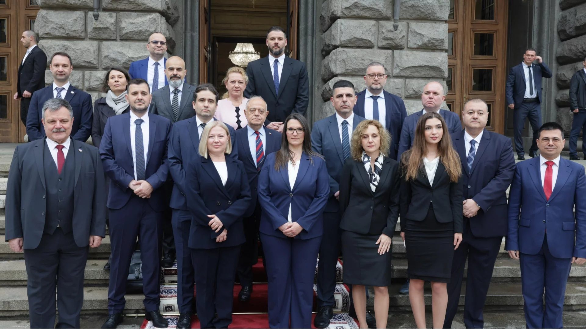 От ВСС и охраната на Борисов и Пеевски до бизнес и здраве: ДБ с ударен брой законопроекти за старт на новия парламент