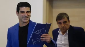 "Синьото" БФС е в отпуск: Гонзо играе приятелски мач в компанията на световни легенди