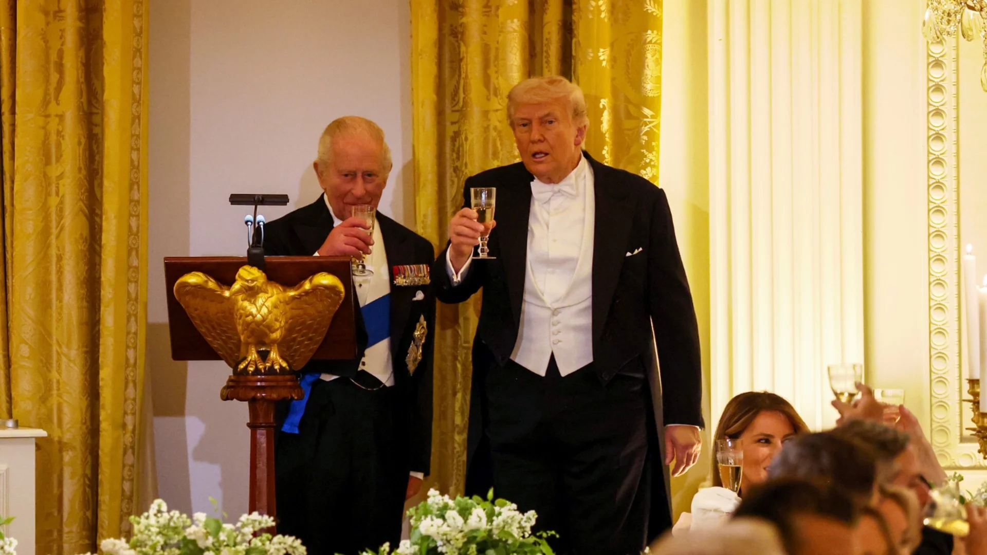 "Най-страхотният от всички крале": Тръмп с хвалби към Чарлз Трети