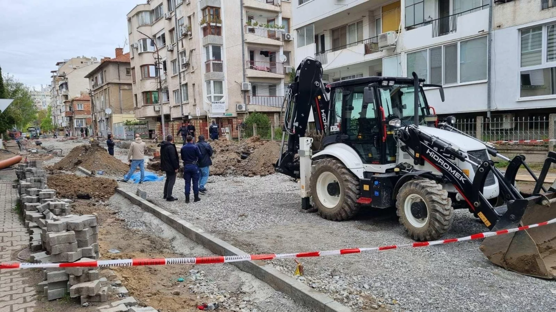 Работник загина, затрупан на строеж