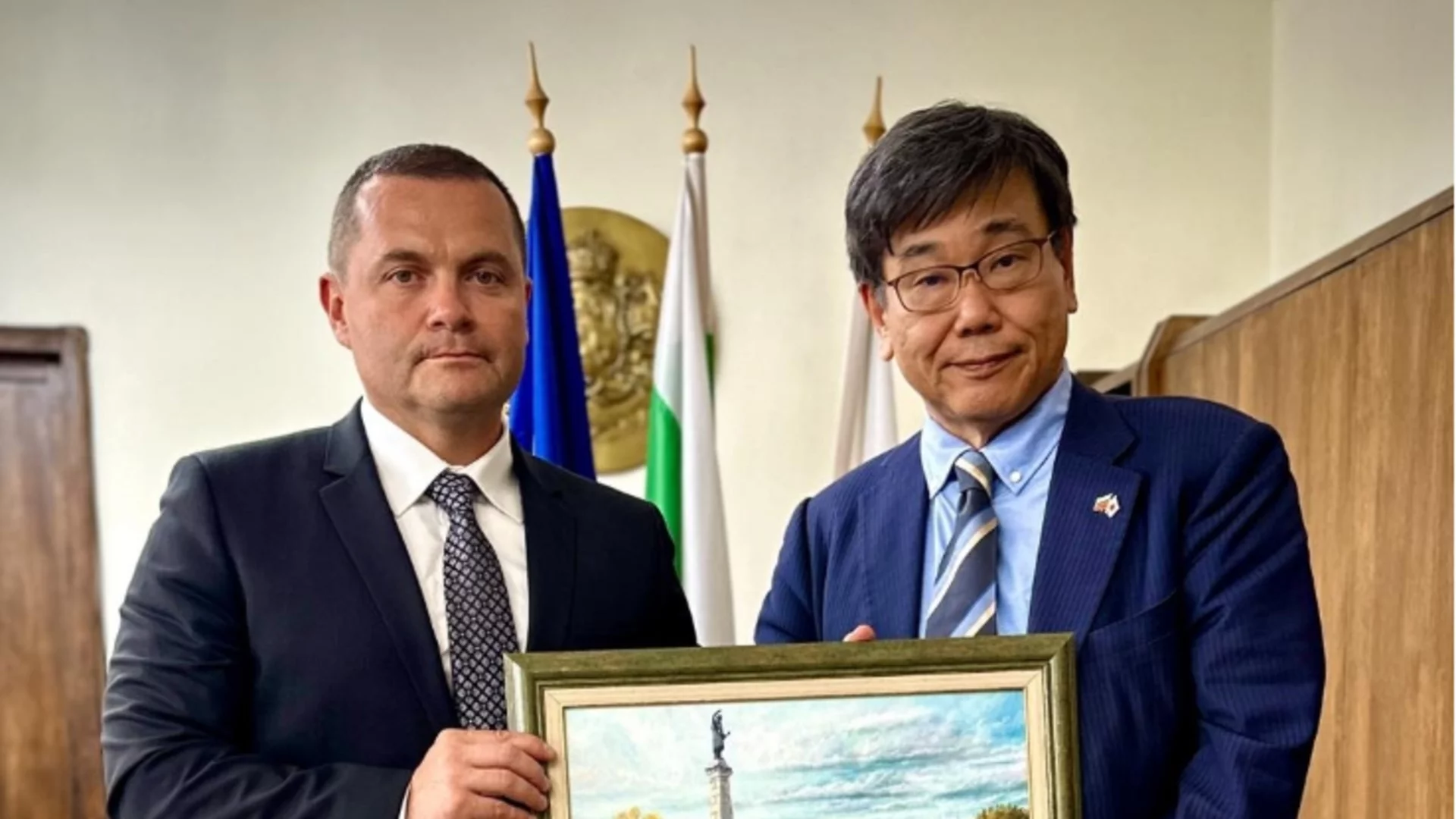 Кметът на Русе се срещна с посланика на Япония