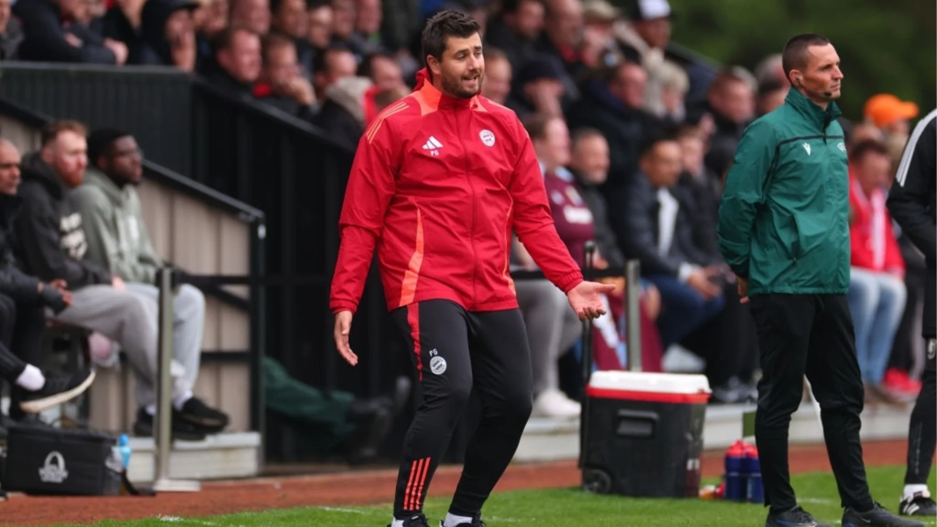 С мисъл за бъдещето: Българин напуска Байерн Мюнхен, вече има кандидат за неговия подпис