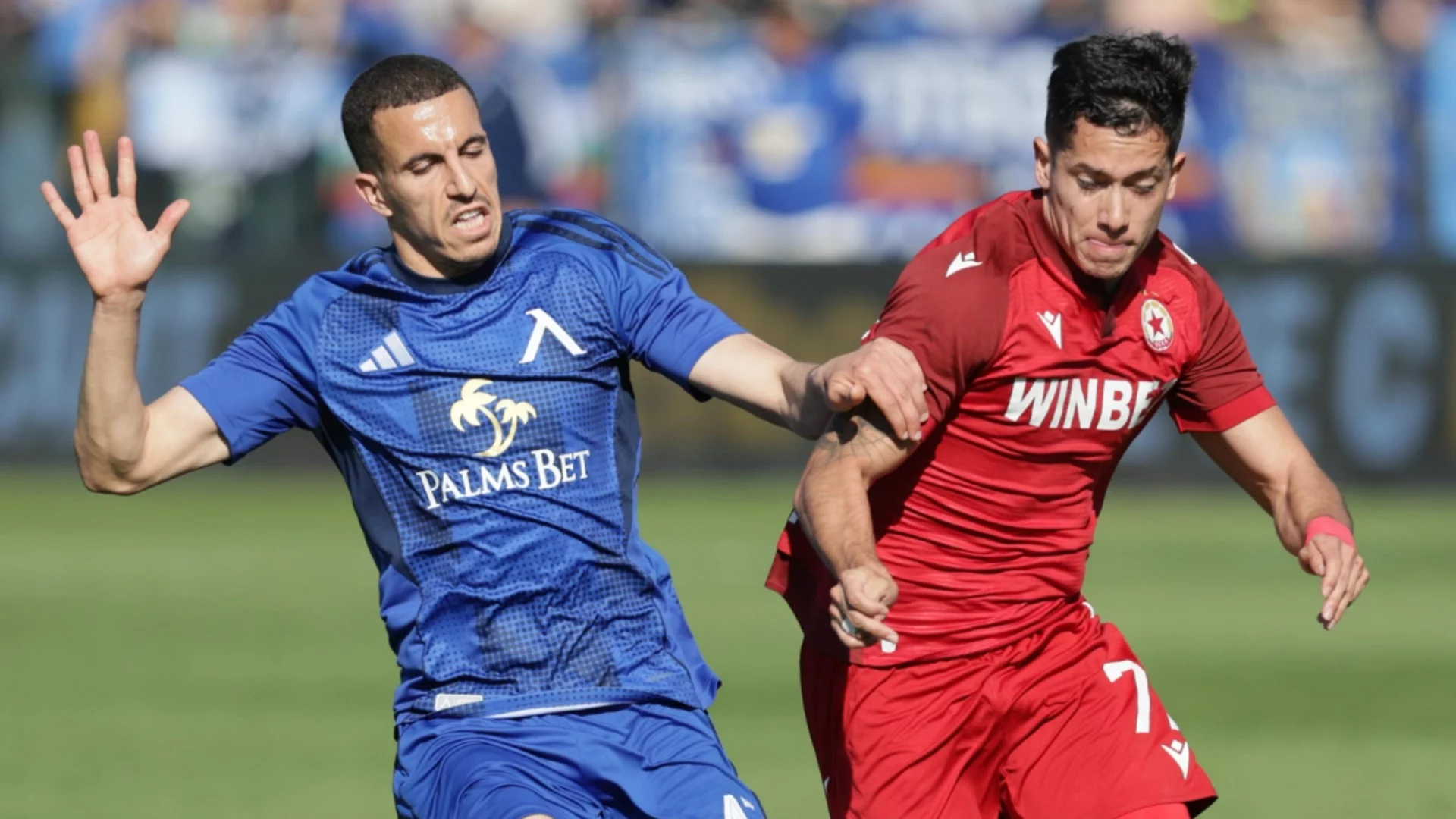 „Клубовете трябва да разберат, че е нужно да дават път на млади български футболисти – няма смисъл да играят с 11 чужденци“