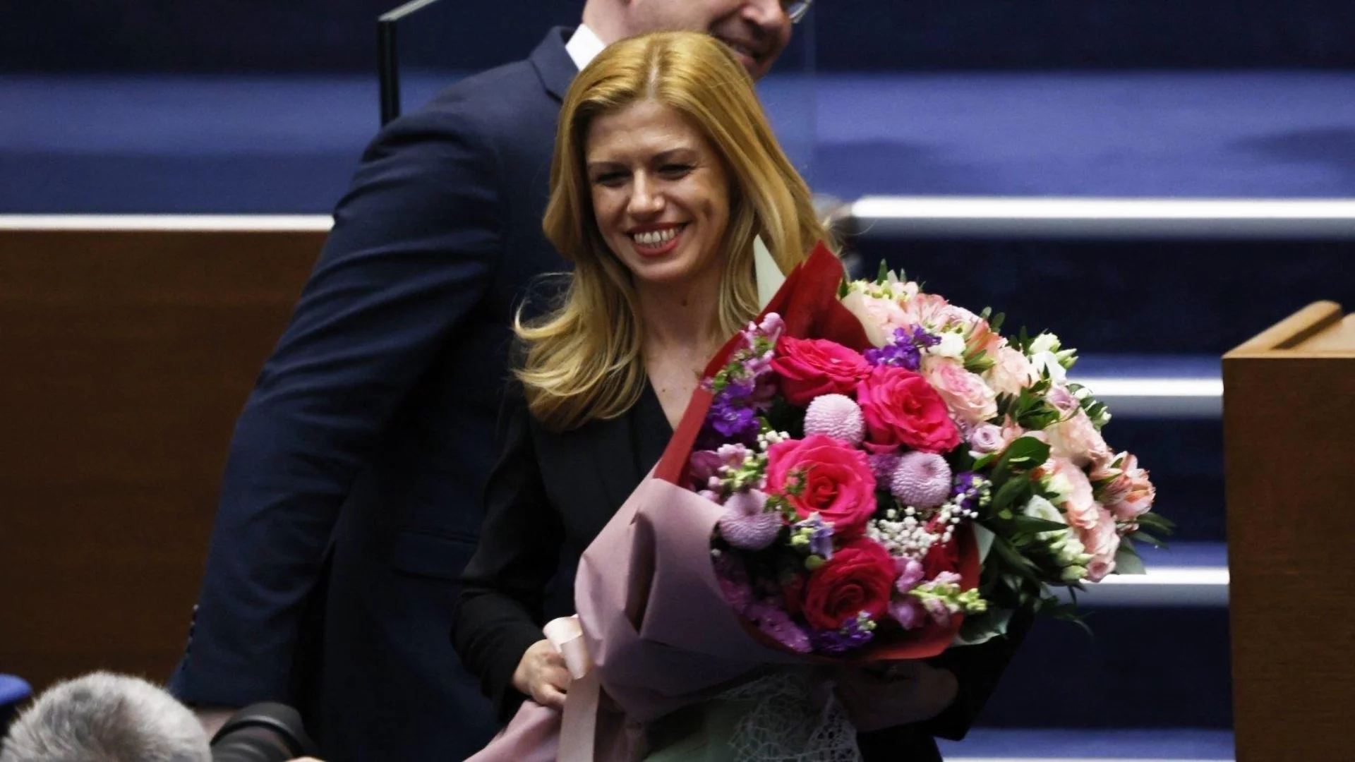 Народното събрание си избра председател от първия път (ВИДЕО)