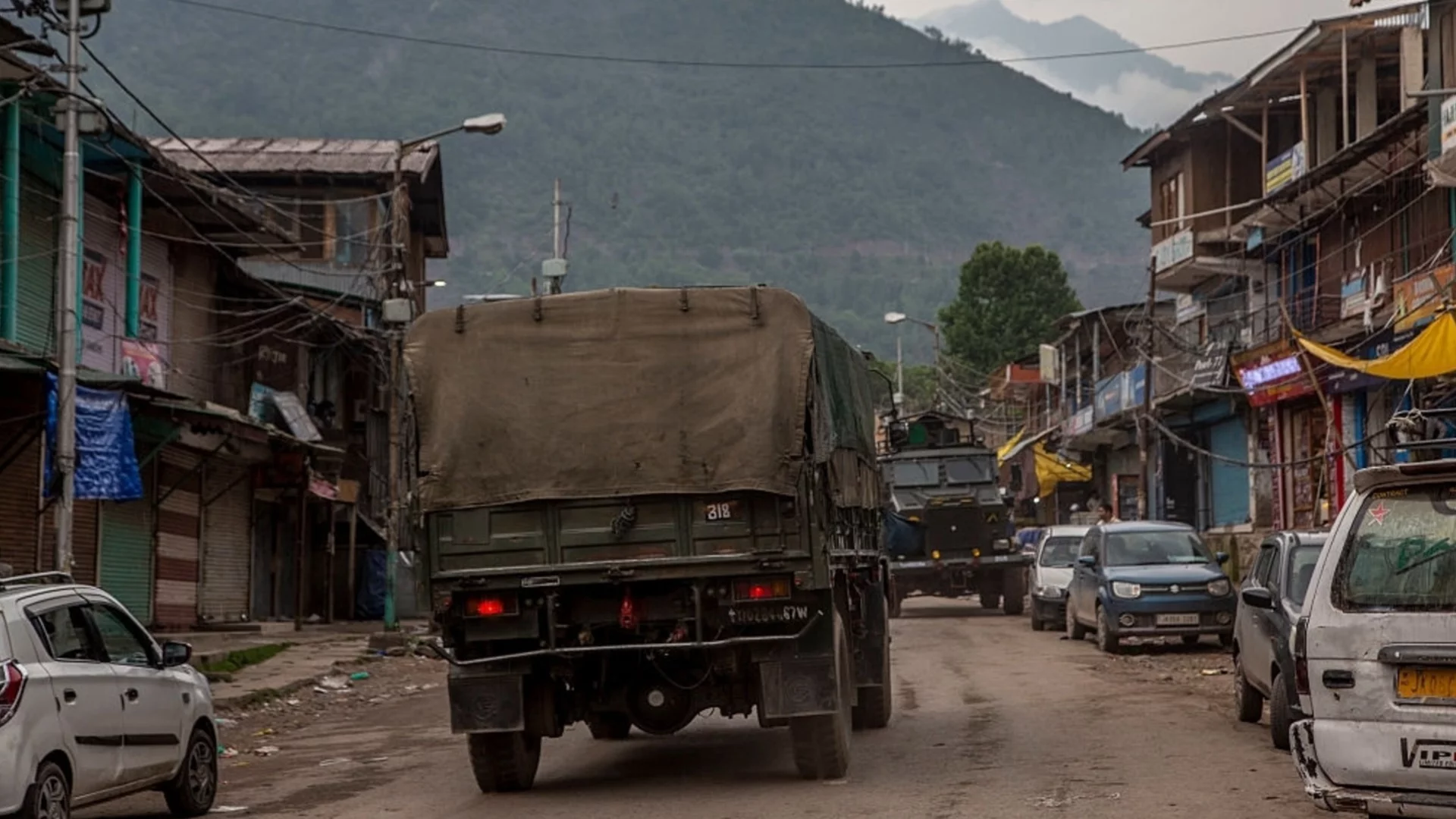 Пакистан отваря наземни търговски маршрути към Иран