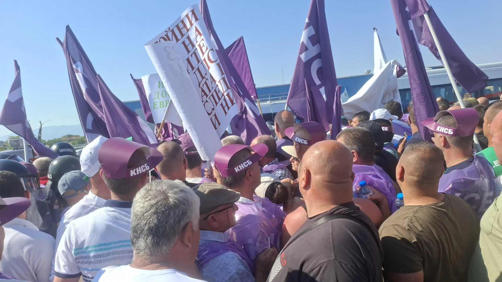 Синдикатите с шествие за 1 май, представятн първия профсъюзен изкуствен интелект