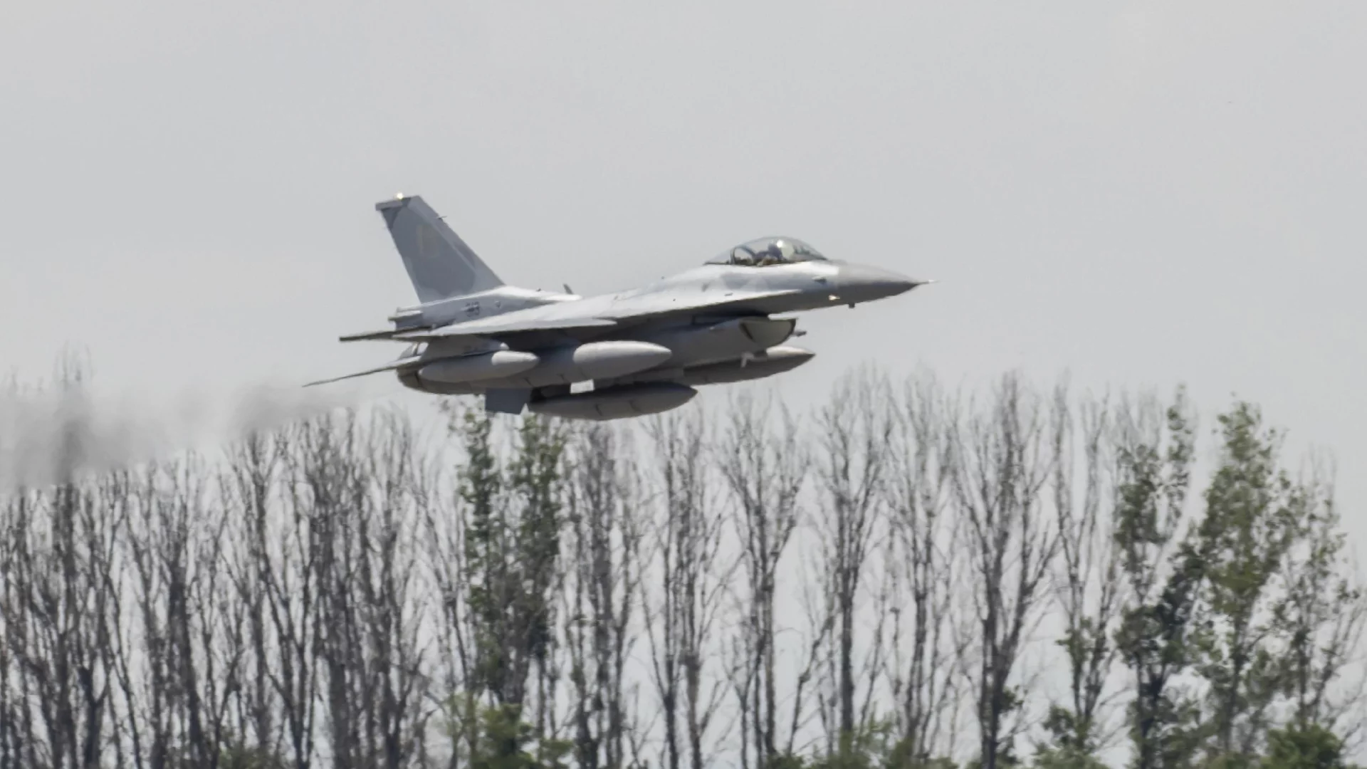 Отчет за работата на F-16 в българската армия даде министърът на отбраната