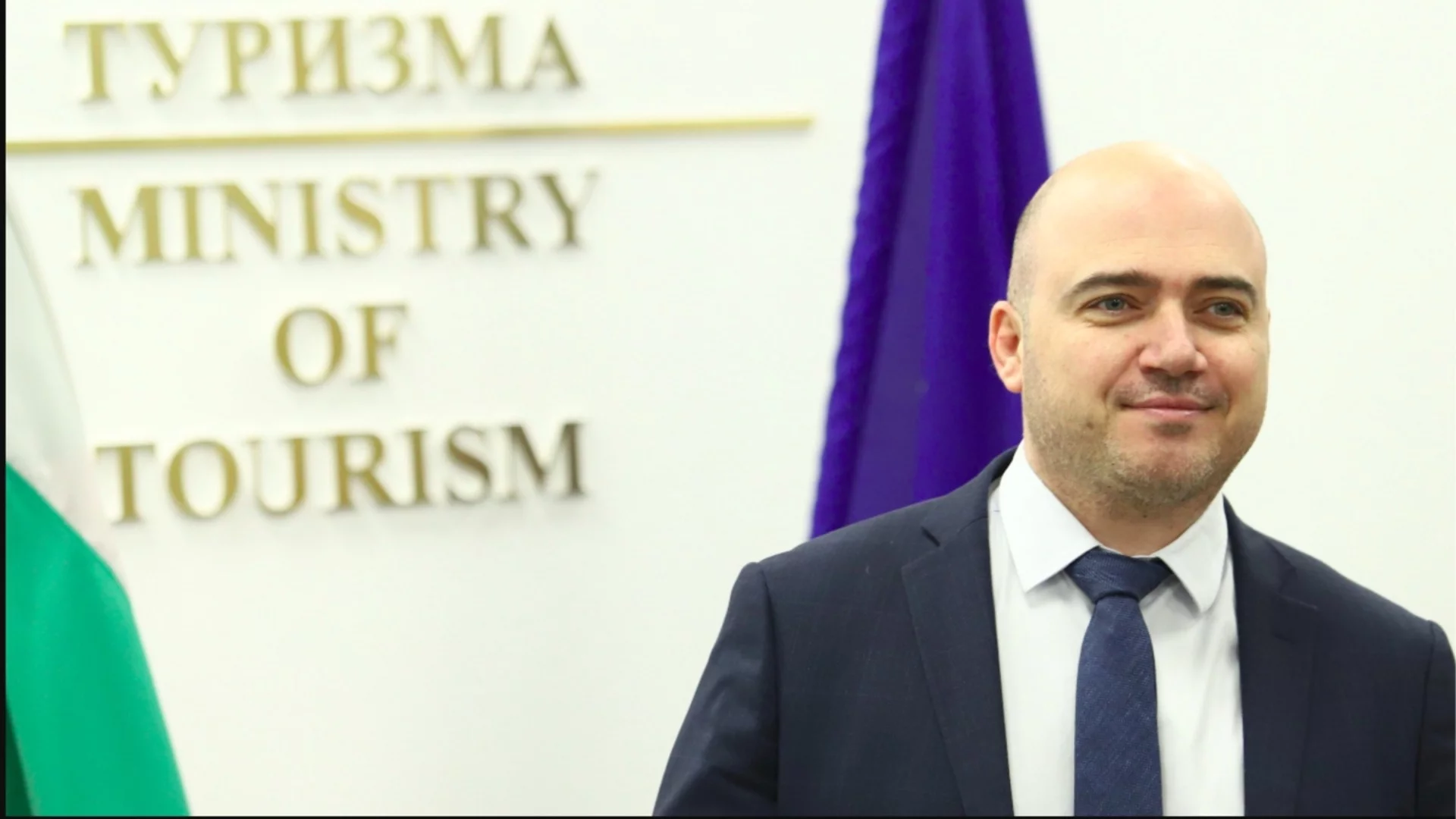 Кой е Илин Димитров – предложението на Румен Радев за министър на туризма?