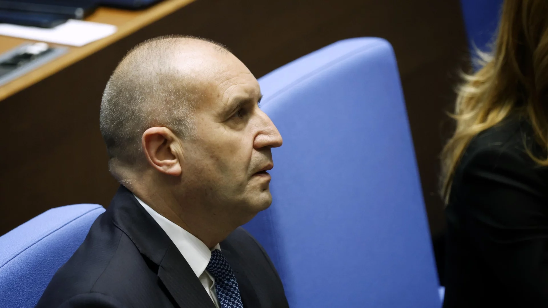 Седем депутати на Румен Радев не го подкрепиха за премиер