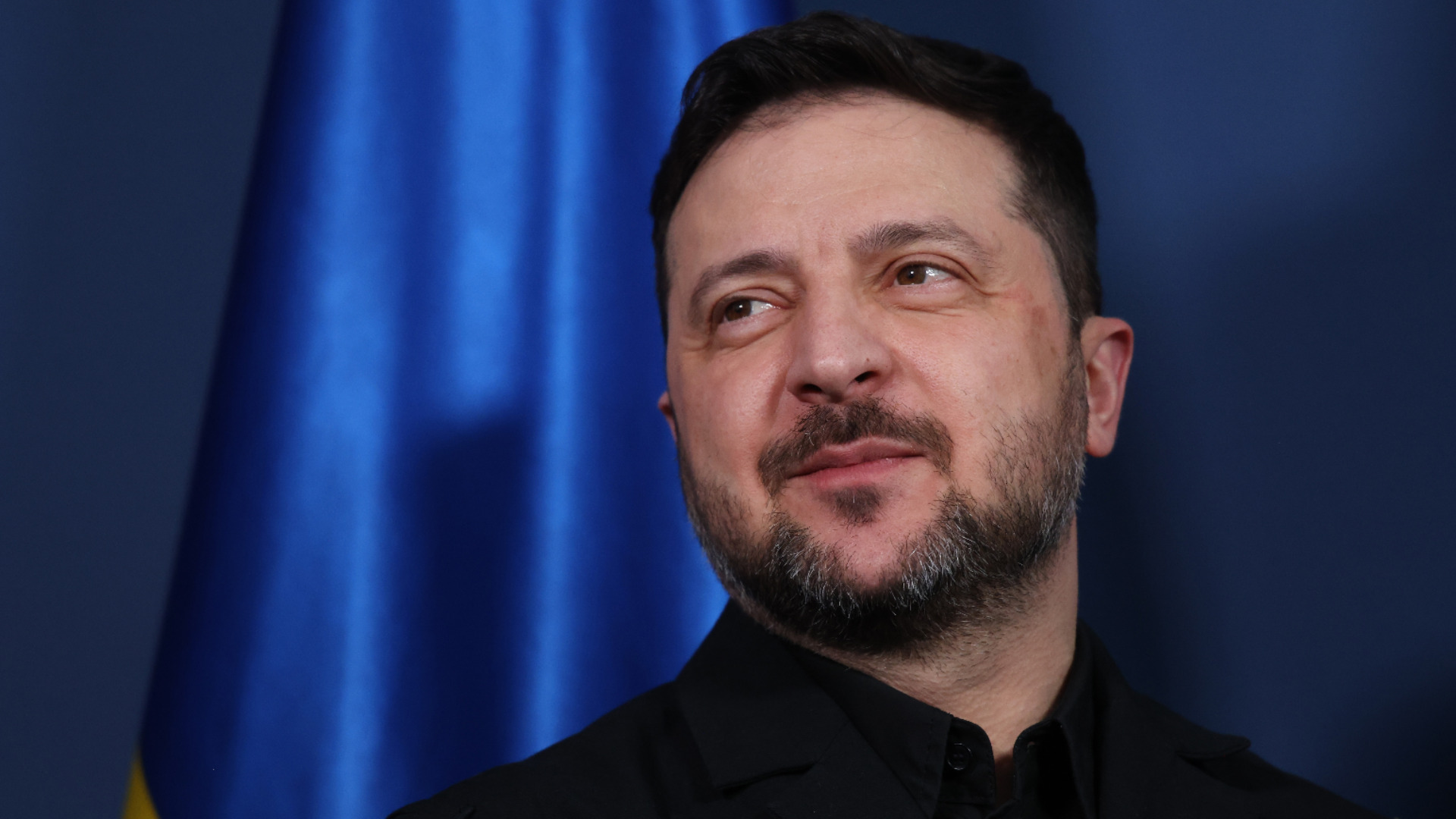 Указ на Зеленски: Разрешавам  провеждането на парад в Москва на 9 май