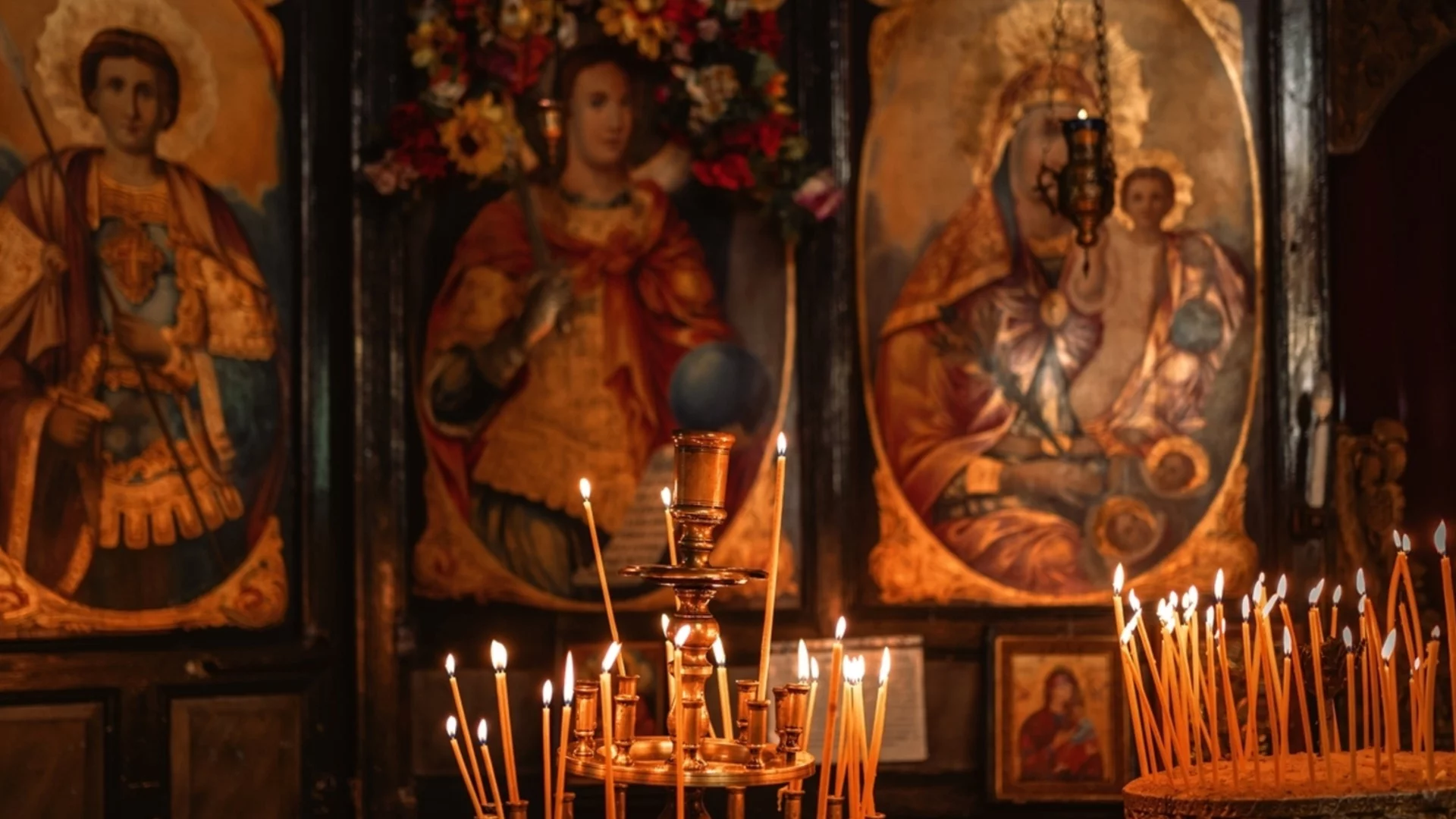 Огромен скандал в българска църква в Одрин: Гръцки попове искат богослужение на гръцки език