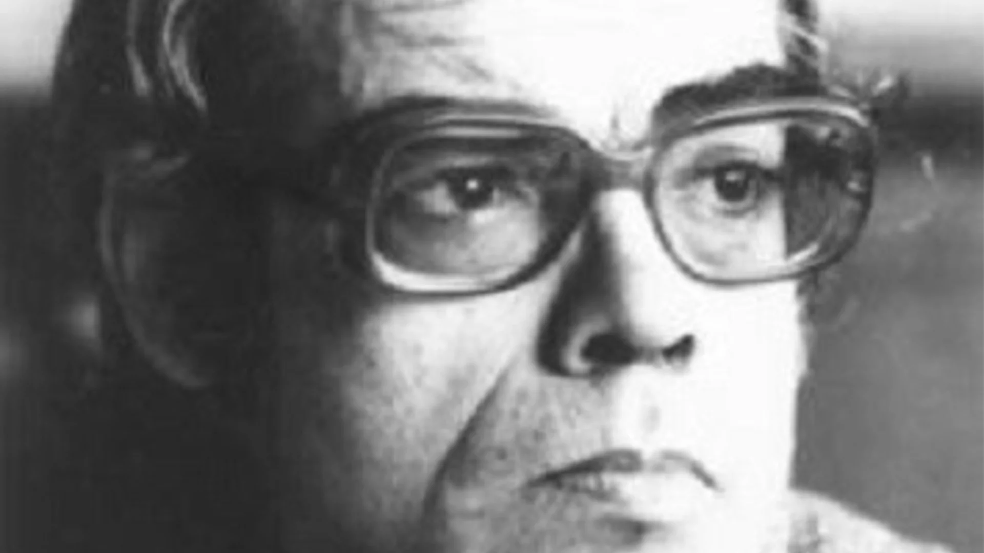 Стихотворение на деня, 12 май, от Дамян Дамянов